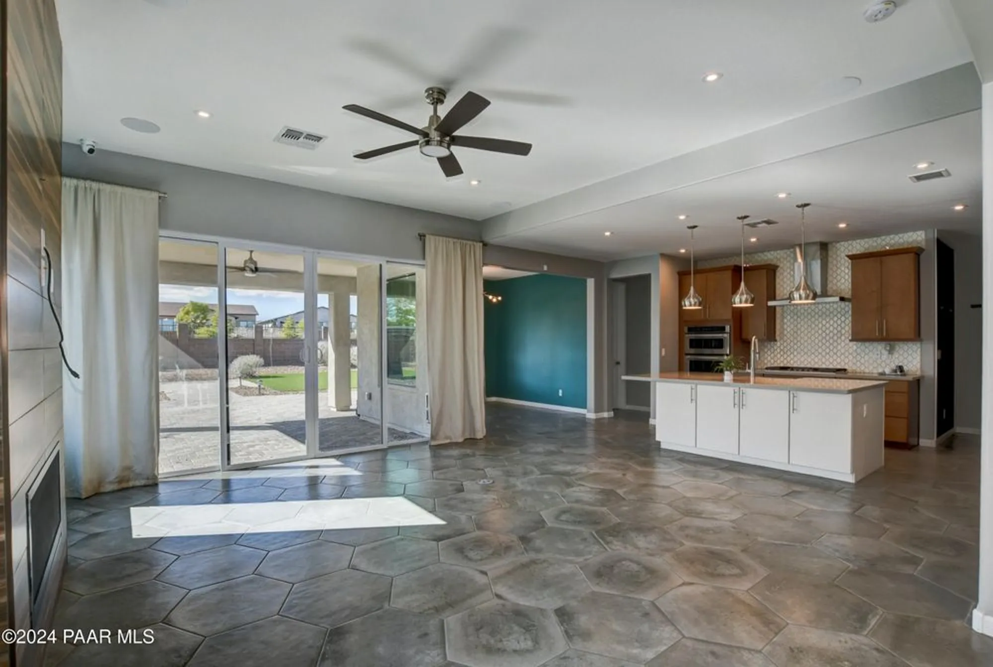 Property Slideshow image 12 of 30 | 5393 crescent edge dr, Prescott, AZ, 86301