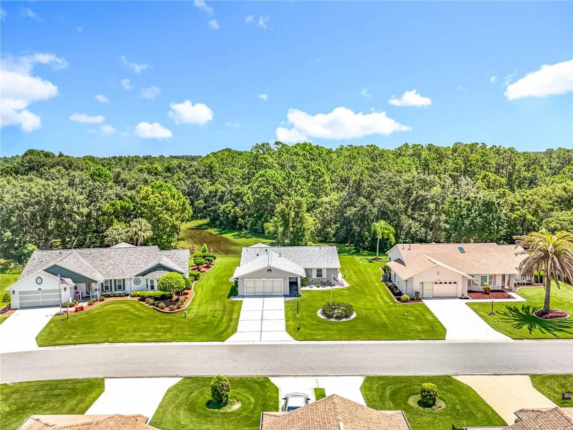 Property Slideshow image 44 of 61 | 26616 racquet cir, Leesburg, FL, 34748