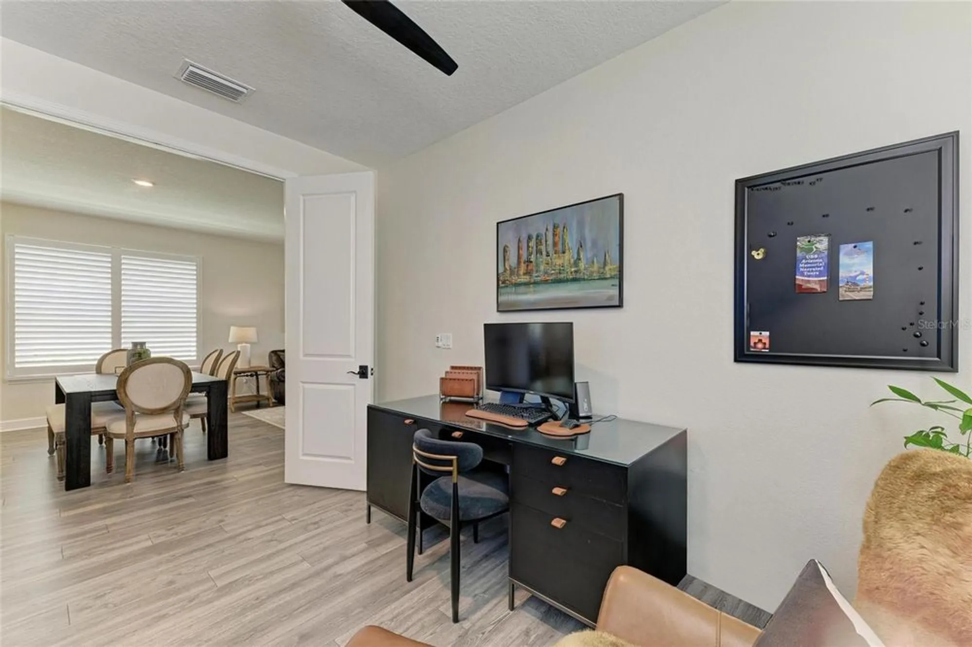 Property Slideshow image 22 of 53 | 16225 paynes mill dr, Bradenton, FL, 34211