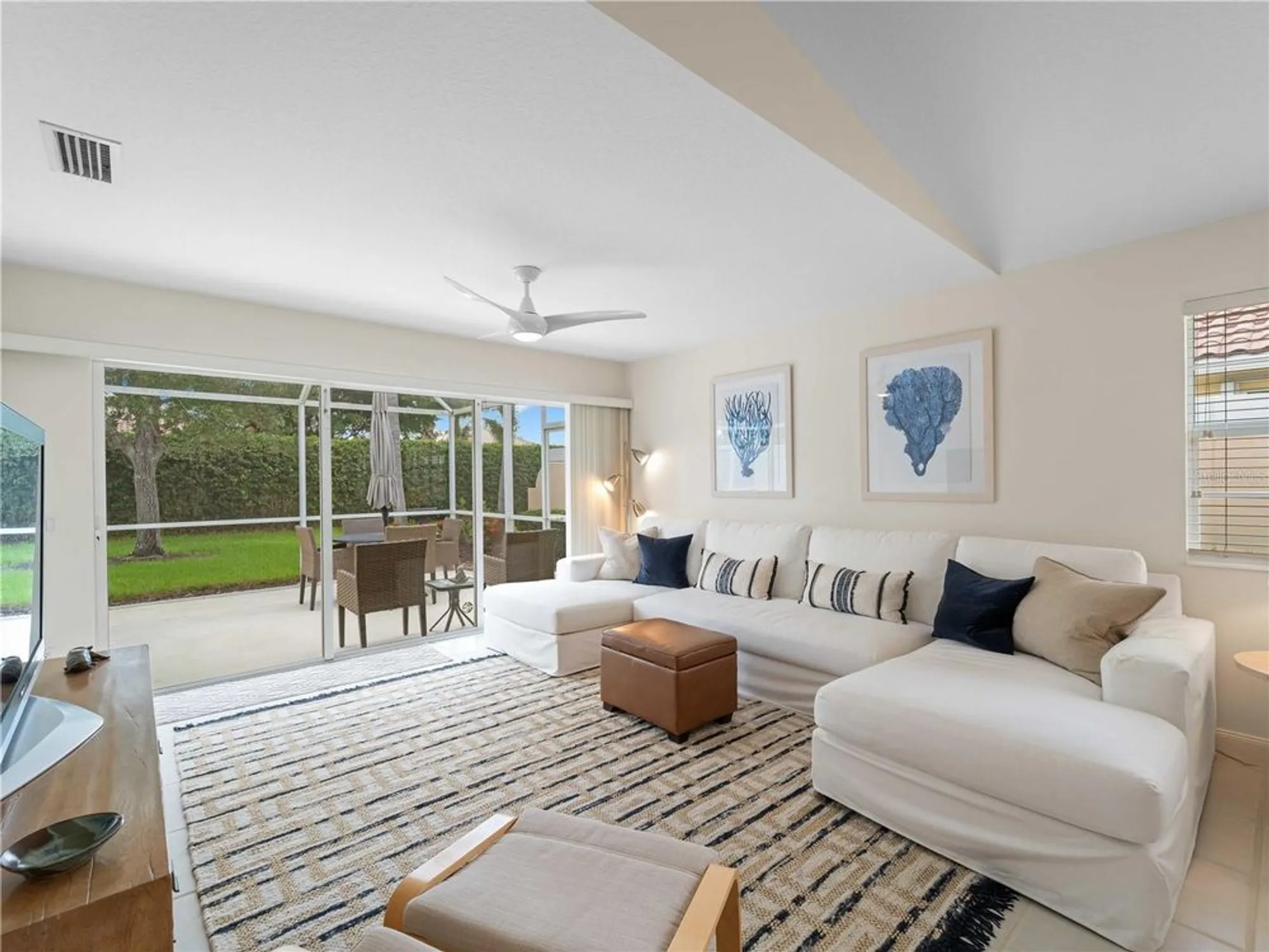 Property Slideshow image 14 of 62 | 7641 quinto dr, Sarasota, FL, 34238