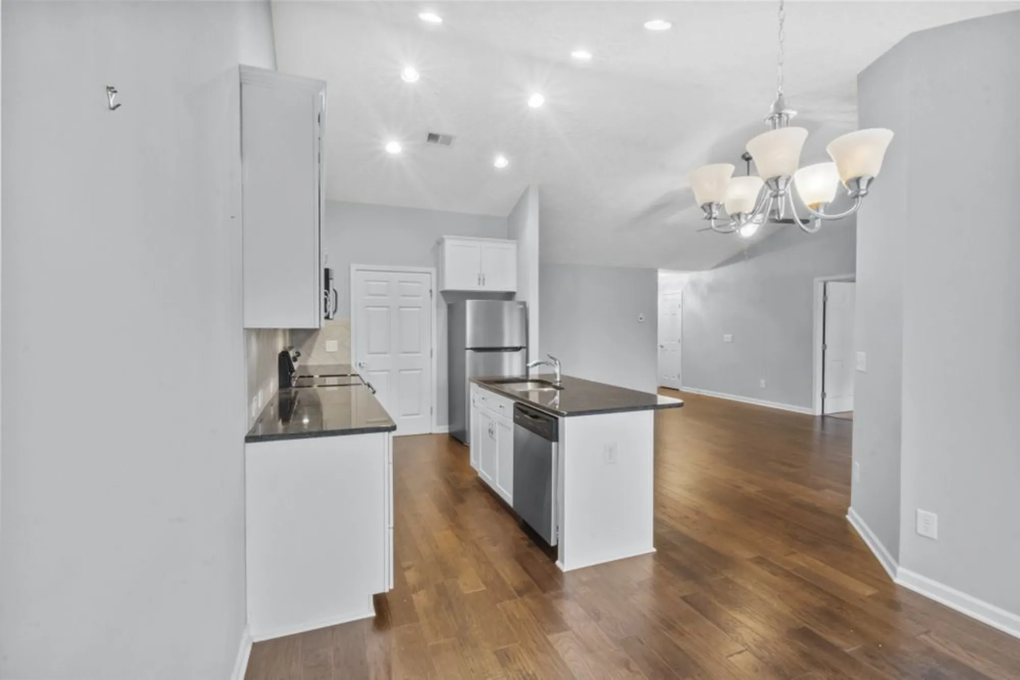 Property Slideshow image 18 of 34 | 395 devon chase hl 6501, Gallatin, TN, 37066