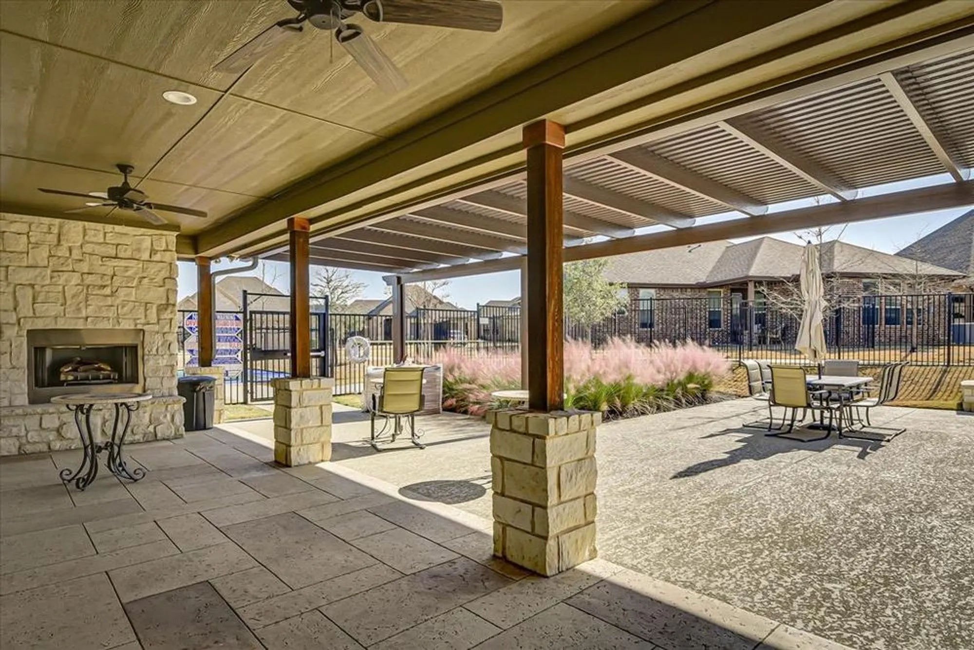 Property Slideshow image 33 of 39 | 2815 vista azul pl 2815, Mansfield, TX, 76063