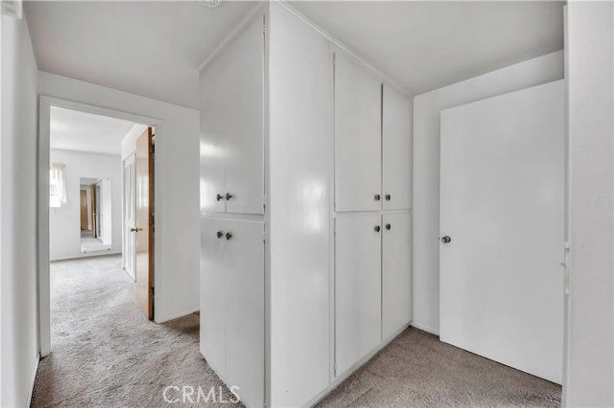 Property Slideshow image 14 of 23 | 1520 sandlewood dr, Hemet, CA, 92543