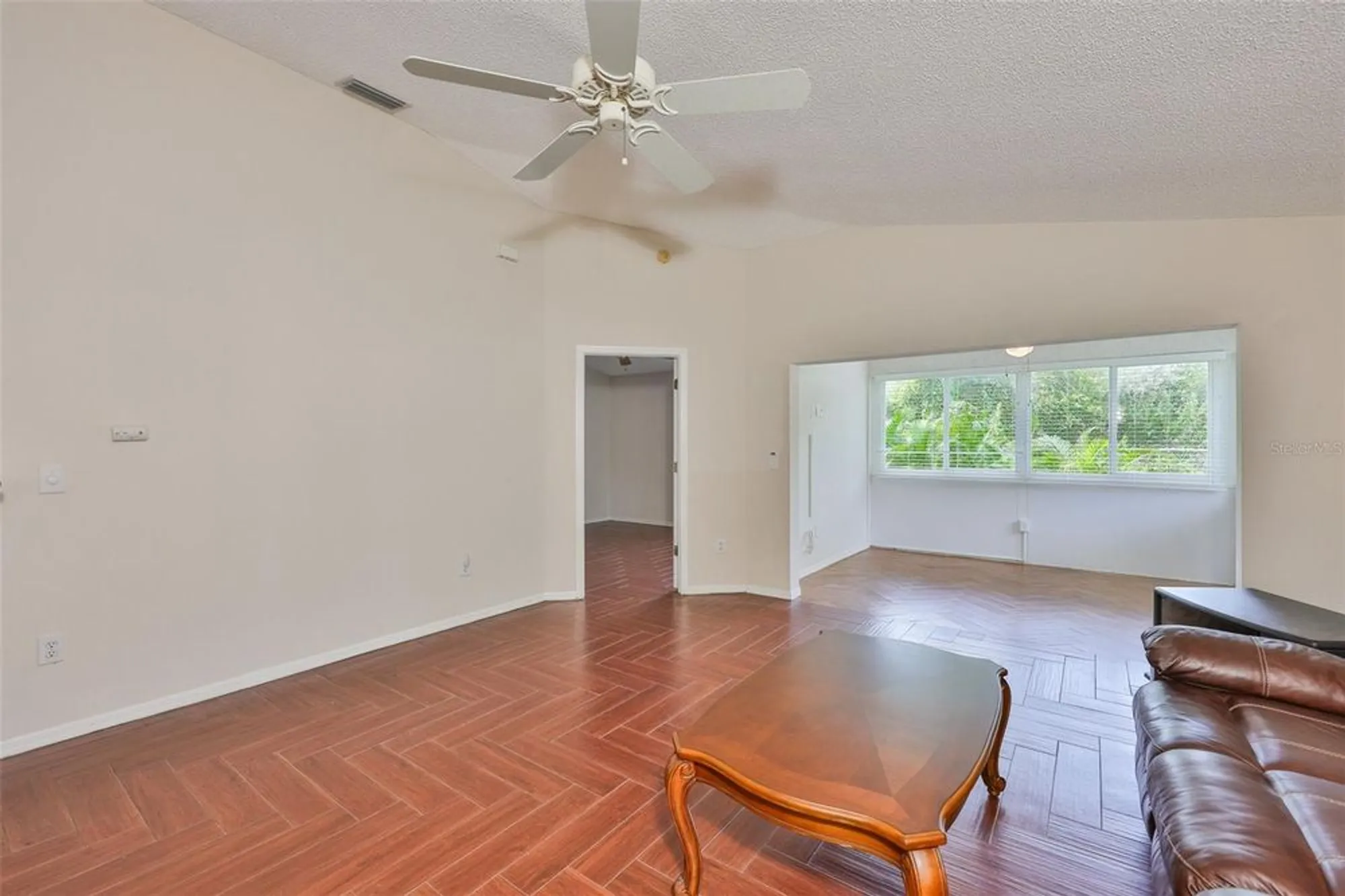 Property Slideshow image 13 of 40 | 2433 nantucket harbor loop, Sun City Center, FL, 33573