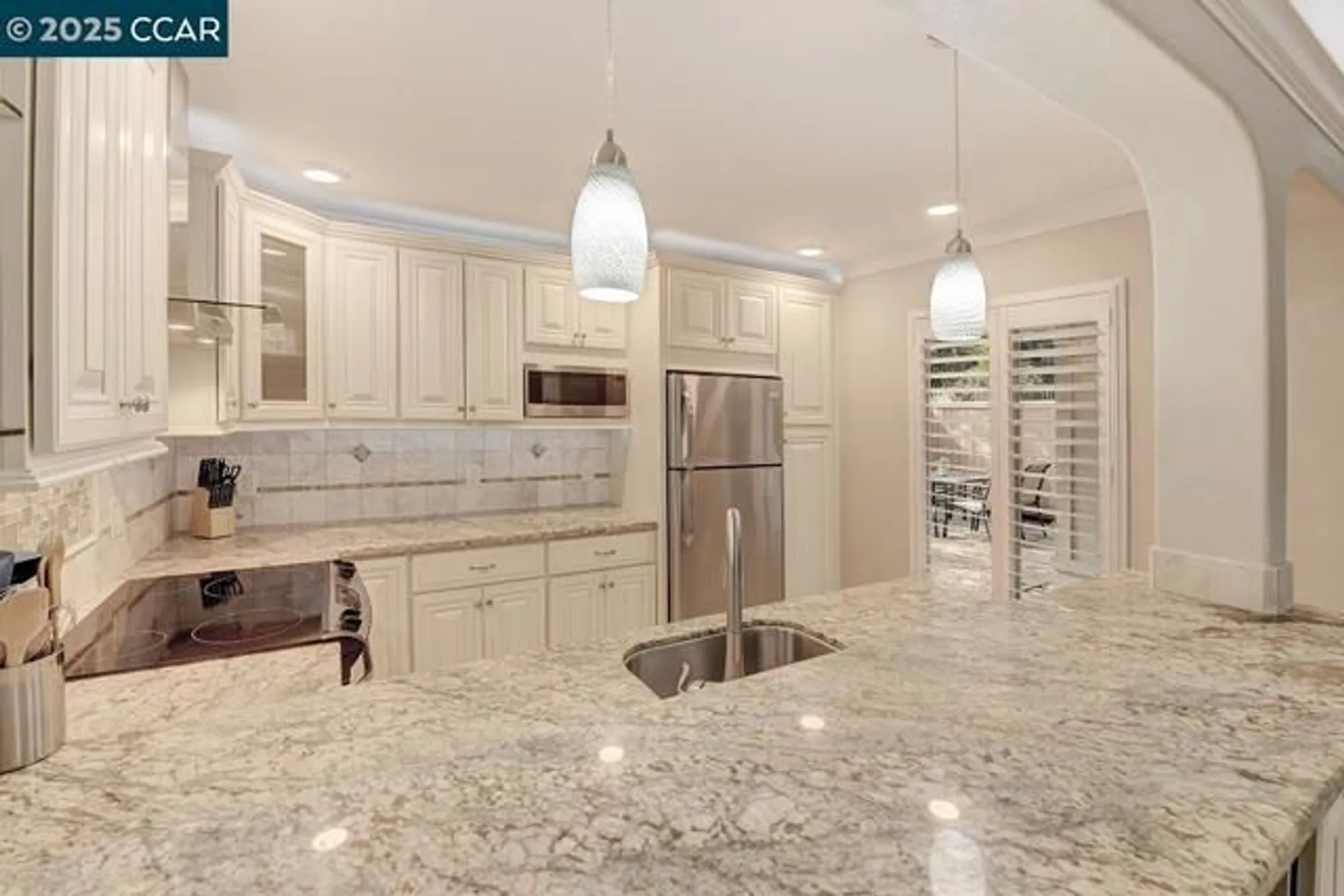 Property Slideshow image 9 of 53 | 1136 rockledge ln apt 6, Walnut Creek, CA, 94595