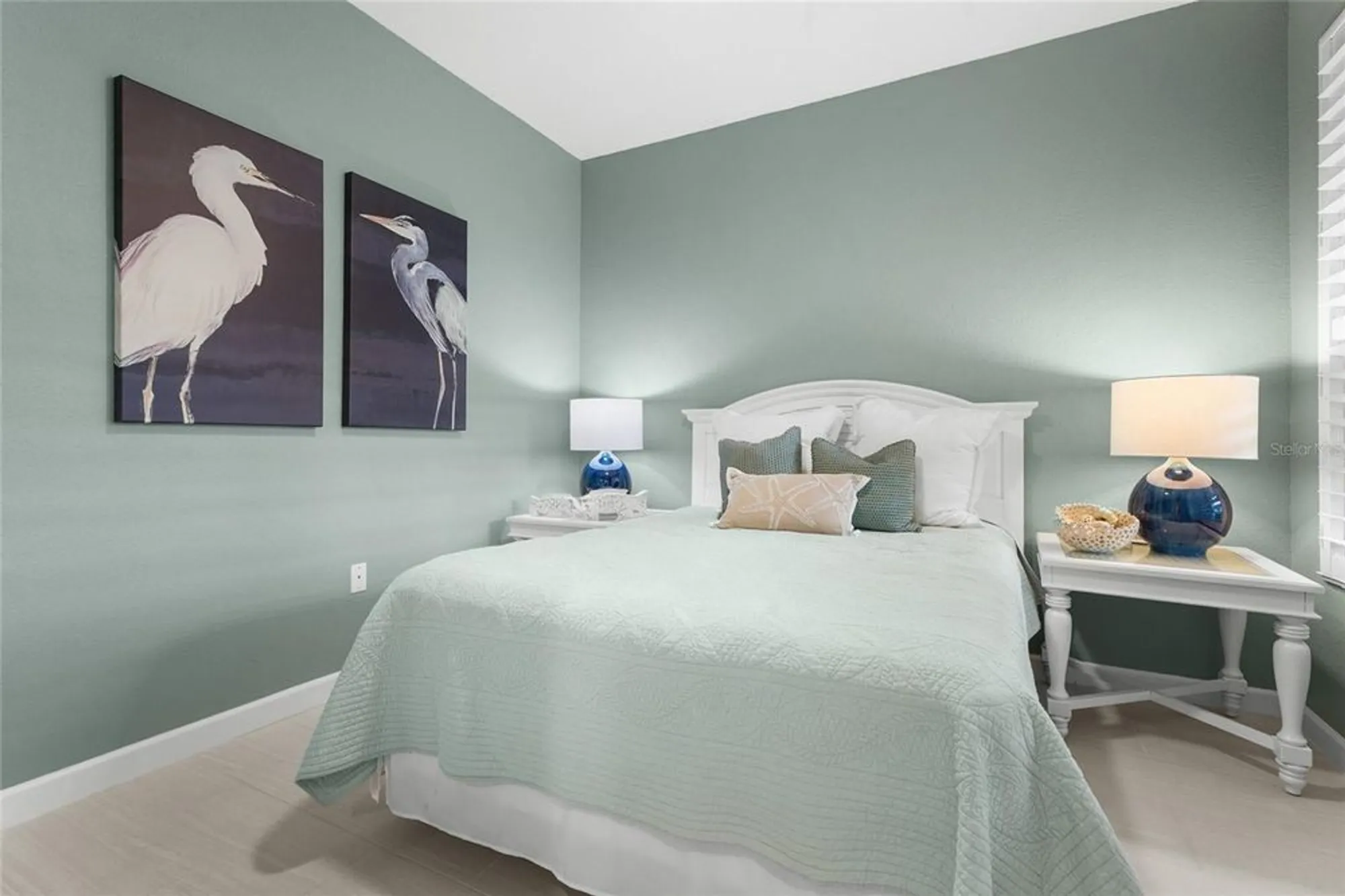 Property Slideshow image 25 of 54 | 4840 lakescene pl, Sarasota, FL, 34243