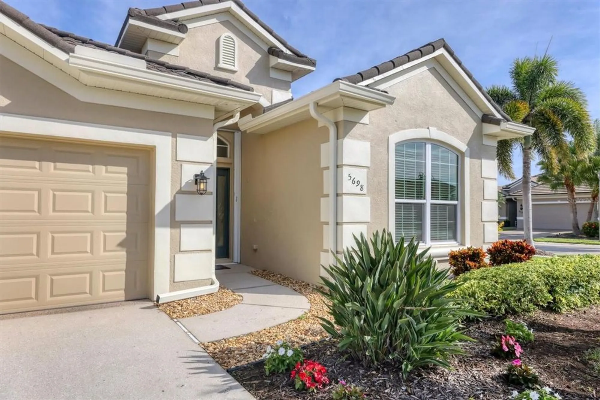 Property Slideshow image 7 of 83 | 5698 white jasmine way, North Port, FL, 34287