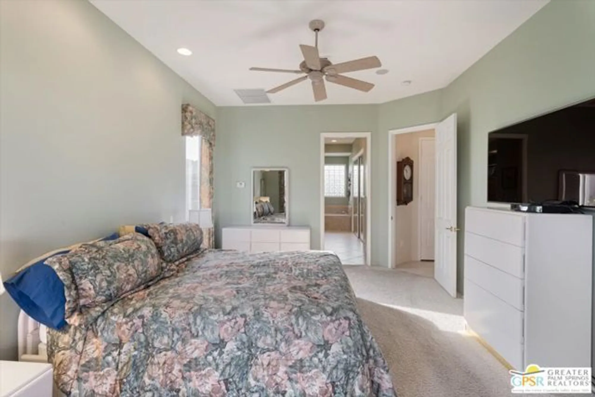 Property Slideshow image 26 of 56 | 39262 gainsborough cir, Palm Desert, CA, 92211