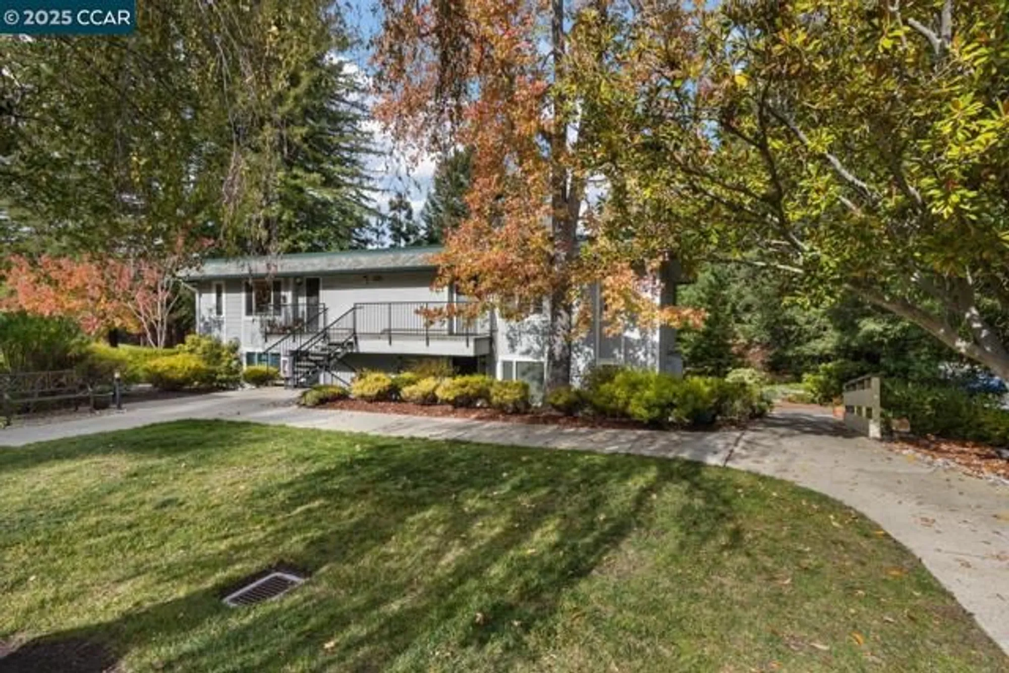 Property Slideshow image 22 of 55 | 1501 skycrest dr apt 3, Walnut Creek, CA, 94595