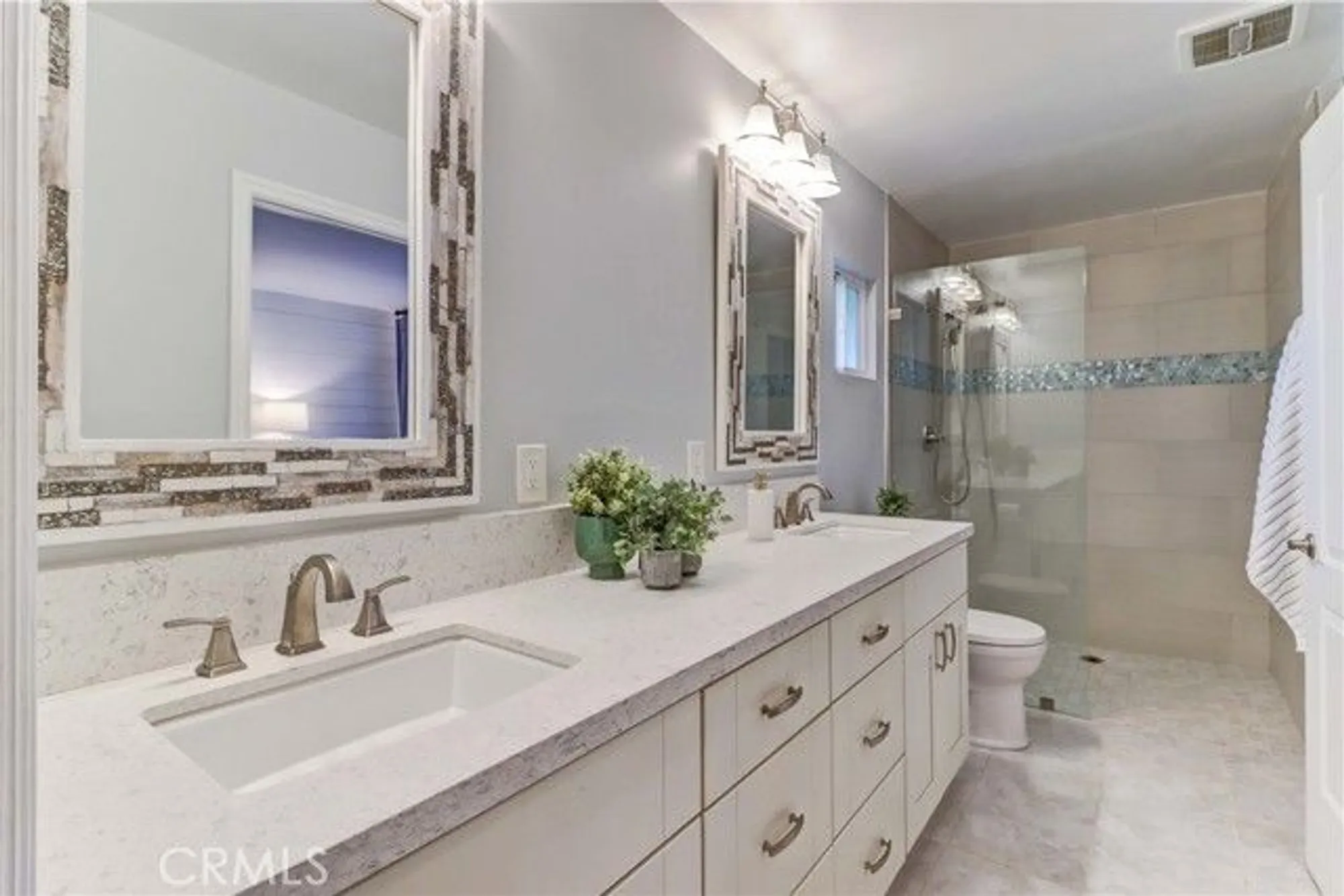 Property Slideshow image 15 of 44 | 5415 via carrizo c, Laguna Woods, CA, 92637