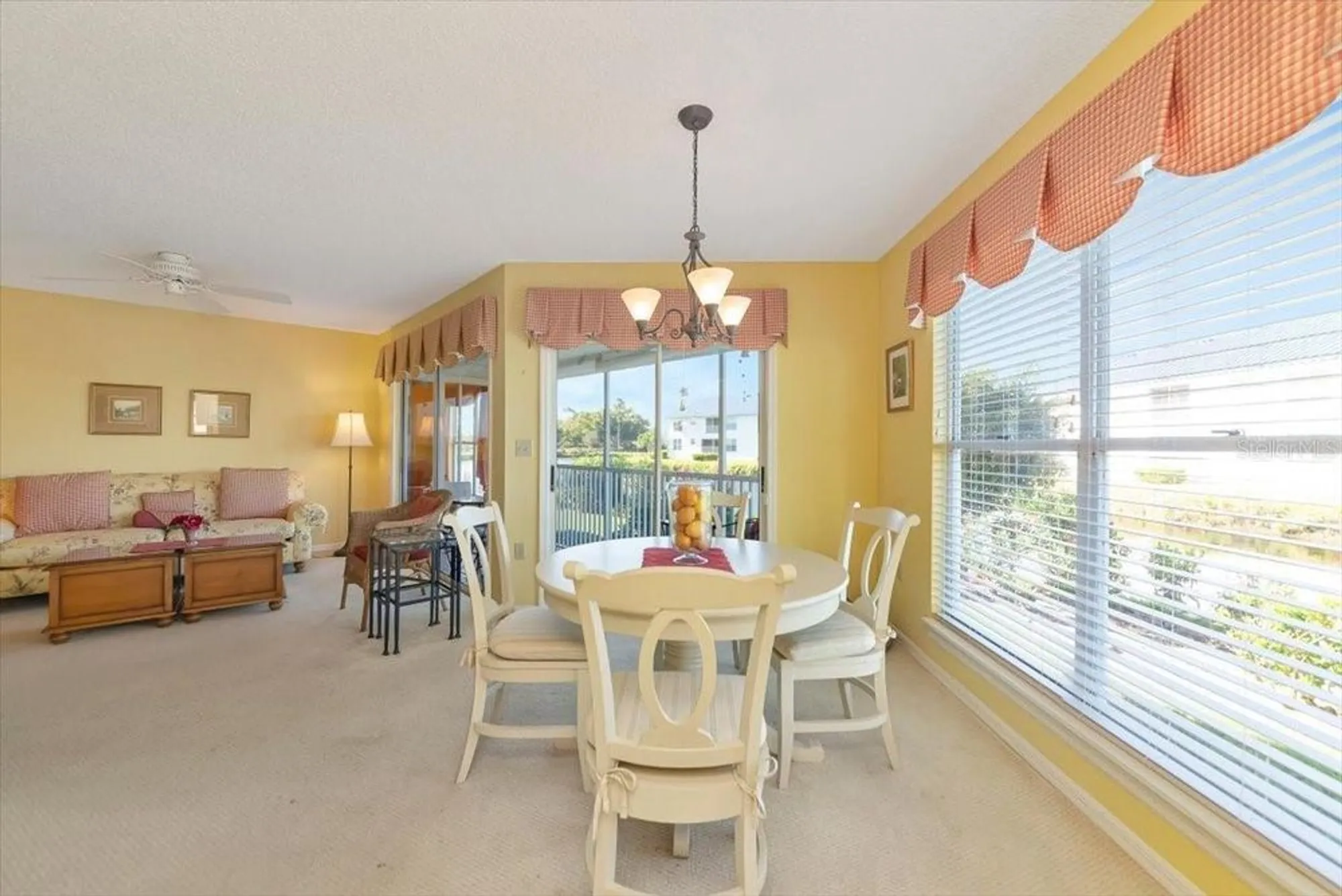 Property Slideshow image 10 of 56 | 841 audubon dr # 841, Bradenton, FL, 34209