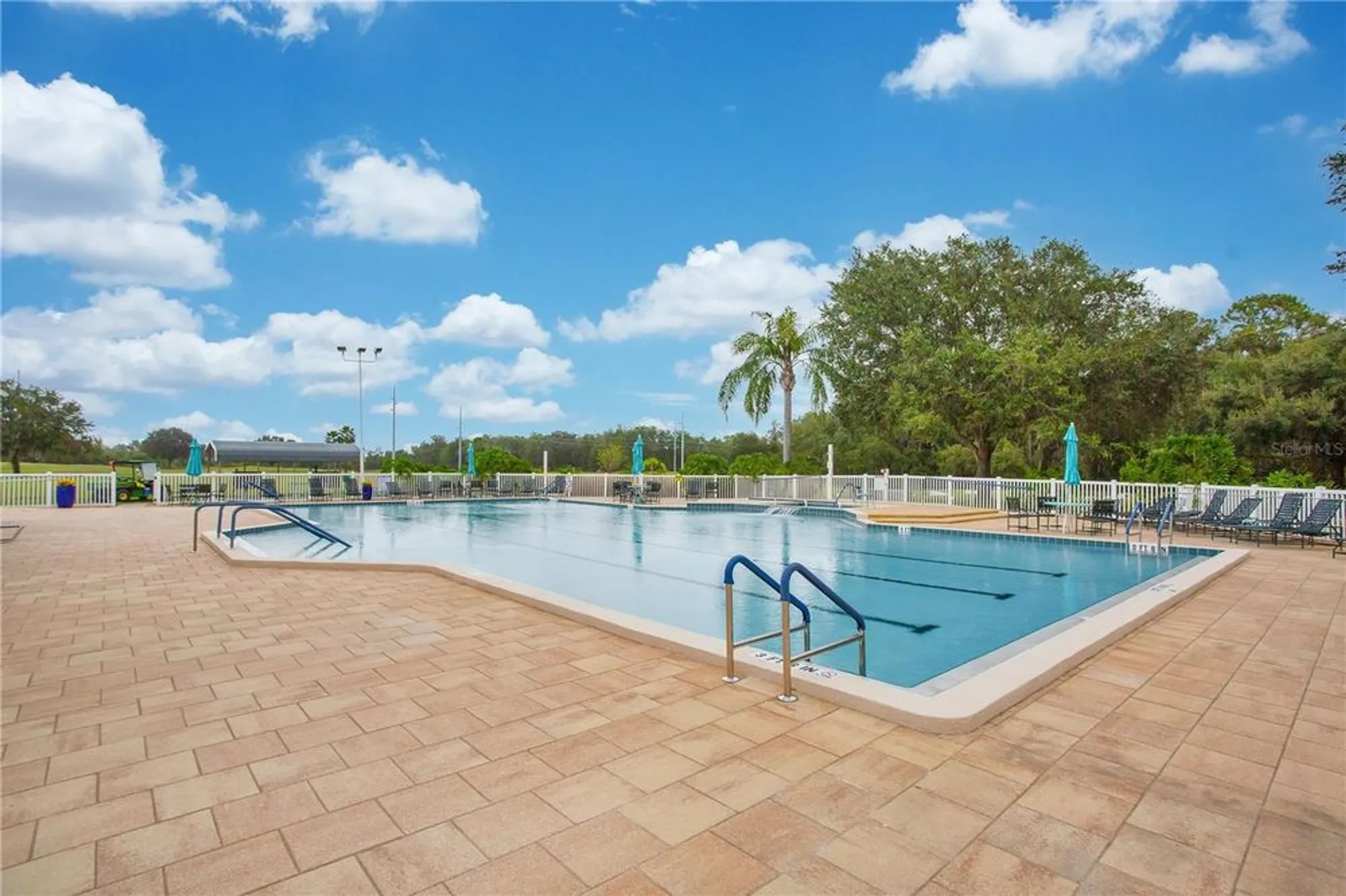 Property Slideshow image 41 of 48 | 725 timbercrest dr, Leesburg, FL, 34748