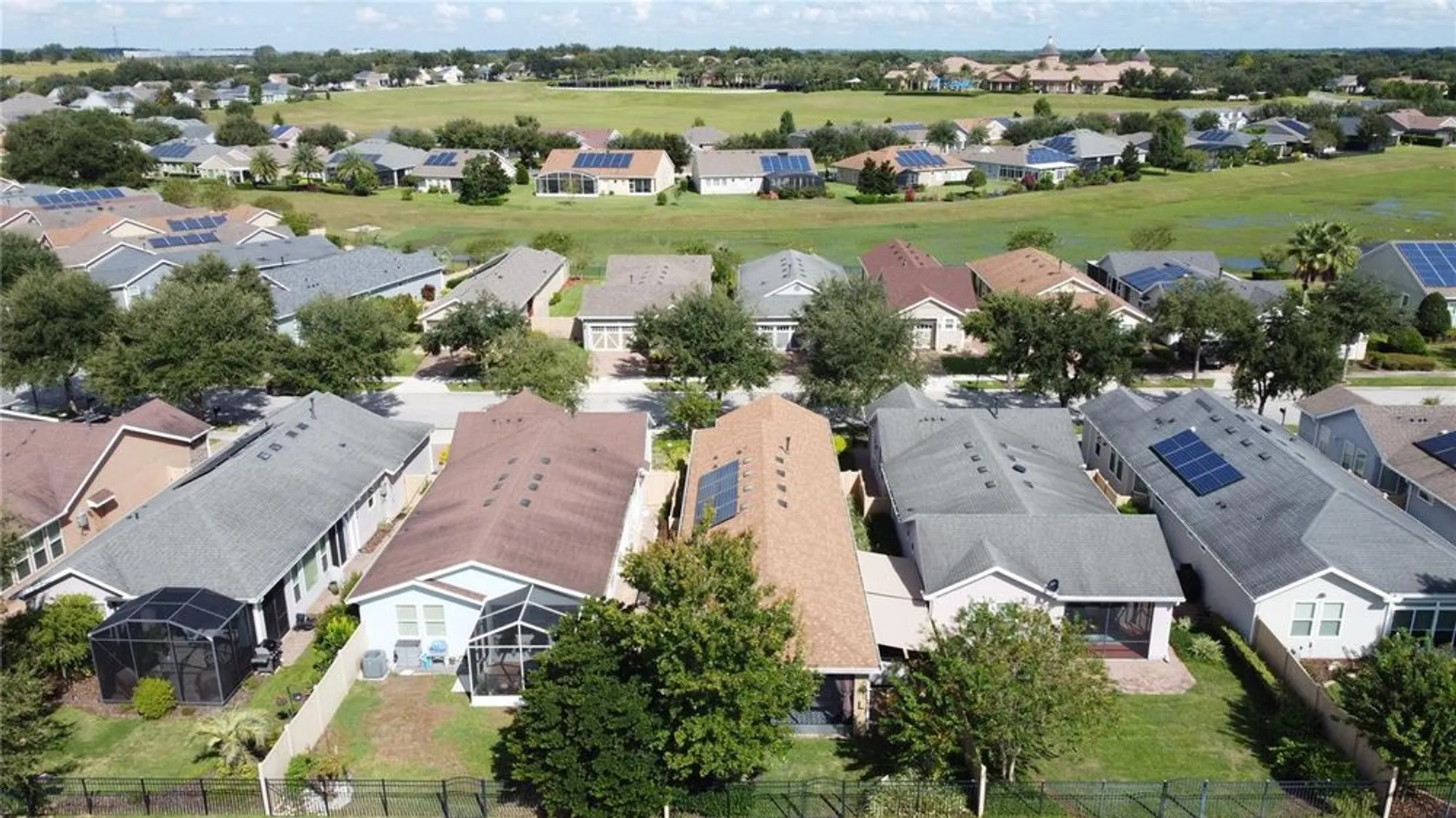 Property Slideshow image 50 of 73 | 126 bayou bend rd, Groveland, FL, 34736