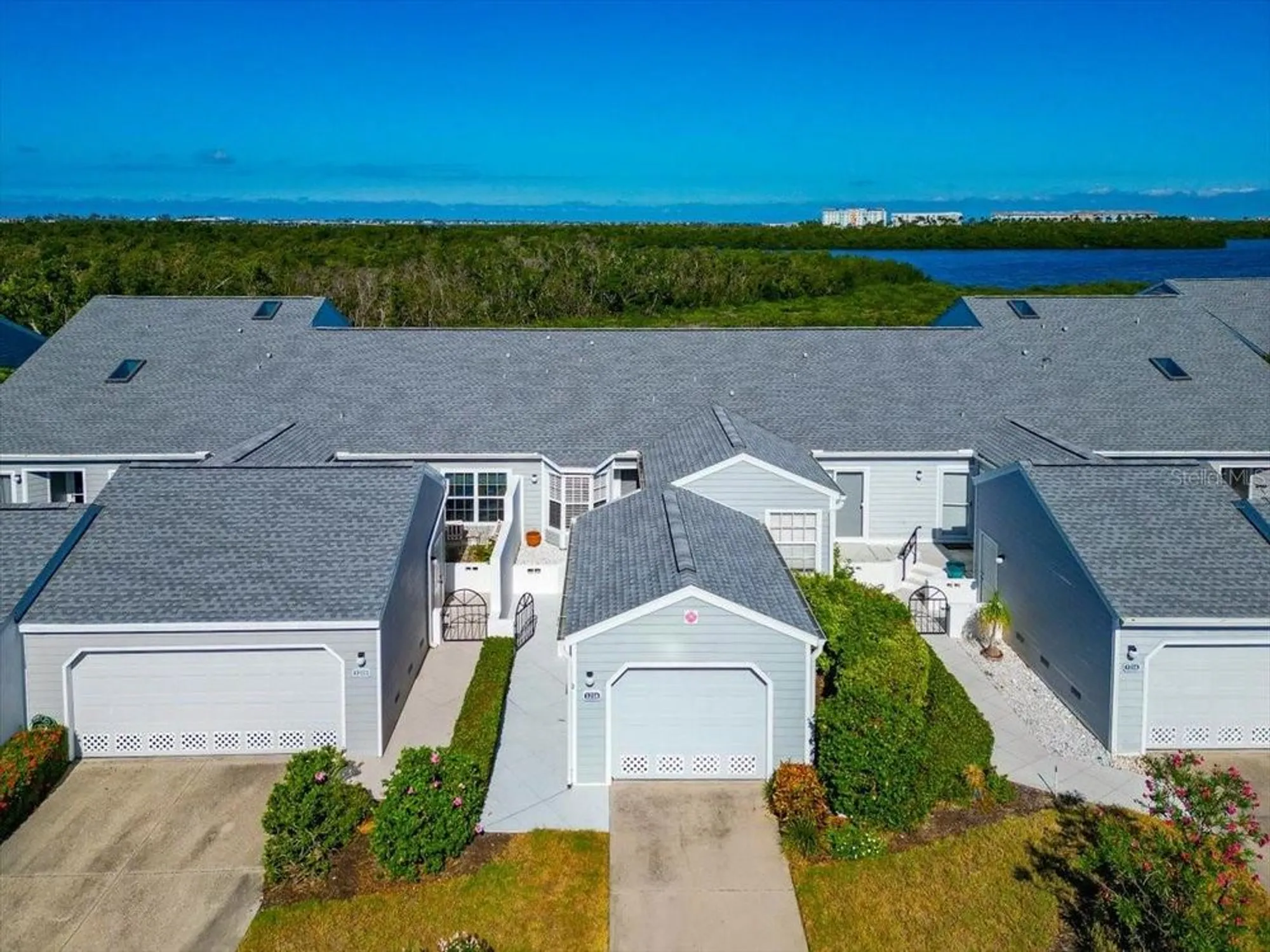 Property Slideshow image 42 of 67 | 1216 spoonbill landings cir, Bradenton, FL, 34209