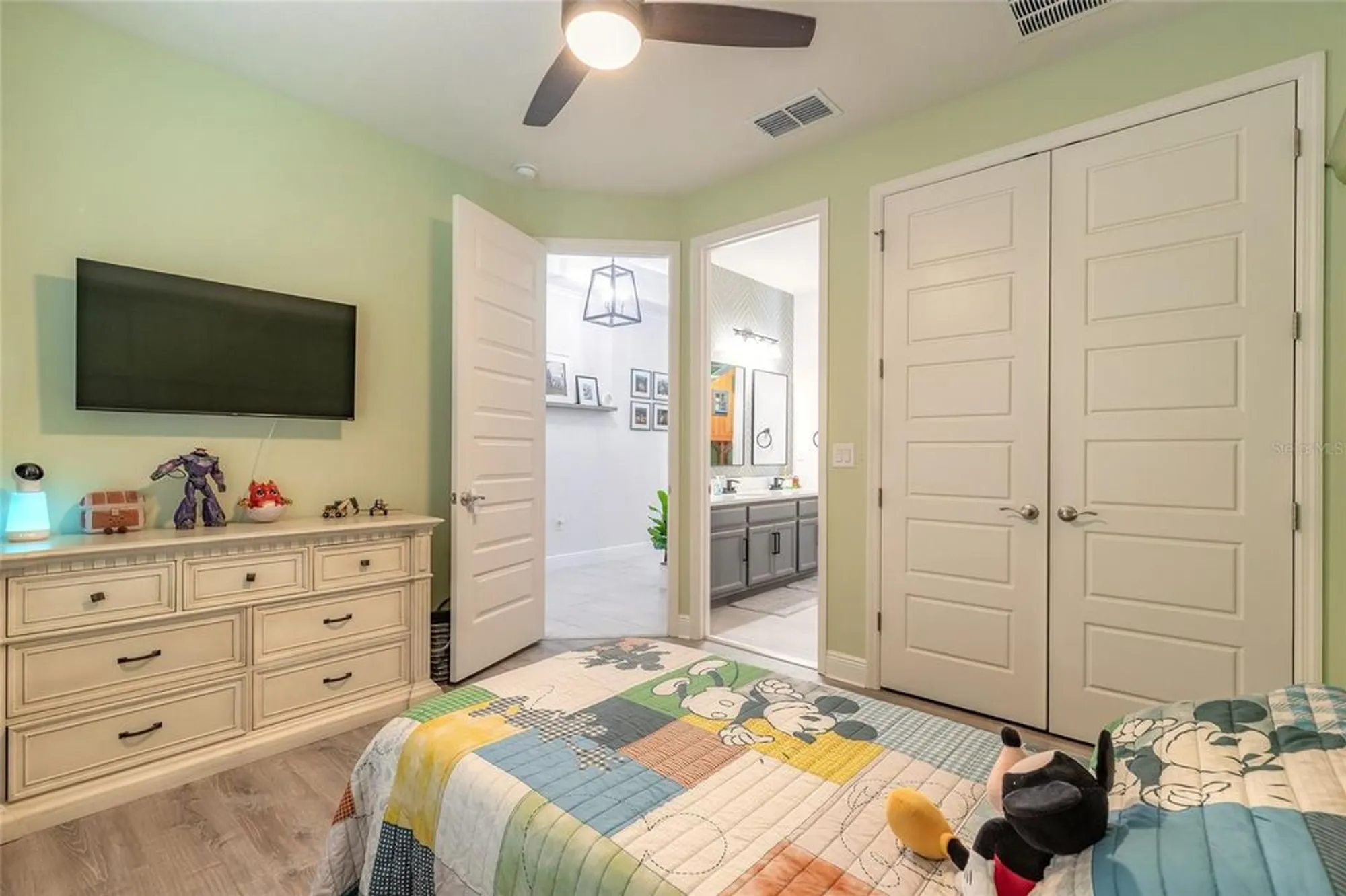 Property Slideshow image 27 of 66 | 209 venetian palms blvd, New Smyrna Beach, FL, 32168