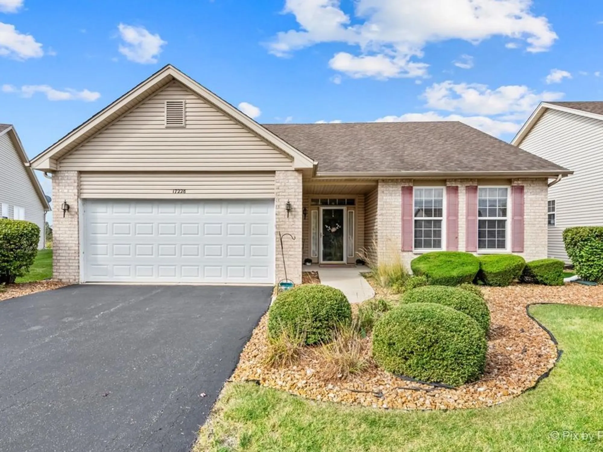 Property Slideshow image 1 of 32 | 17228 como ave, Lockport, IL, 60441