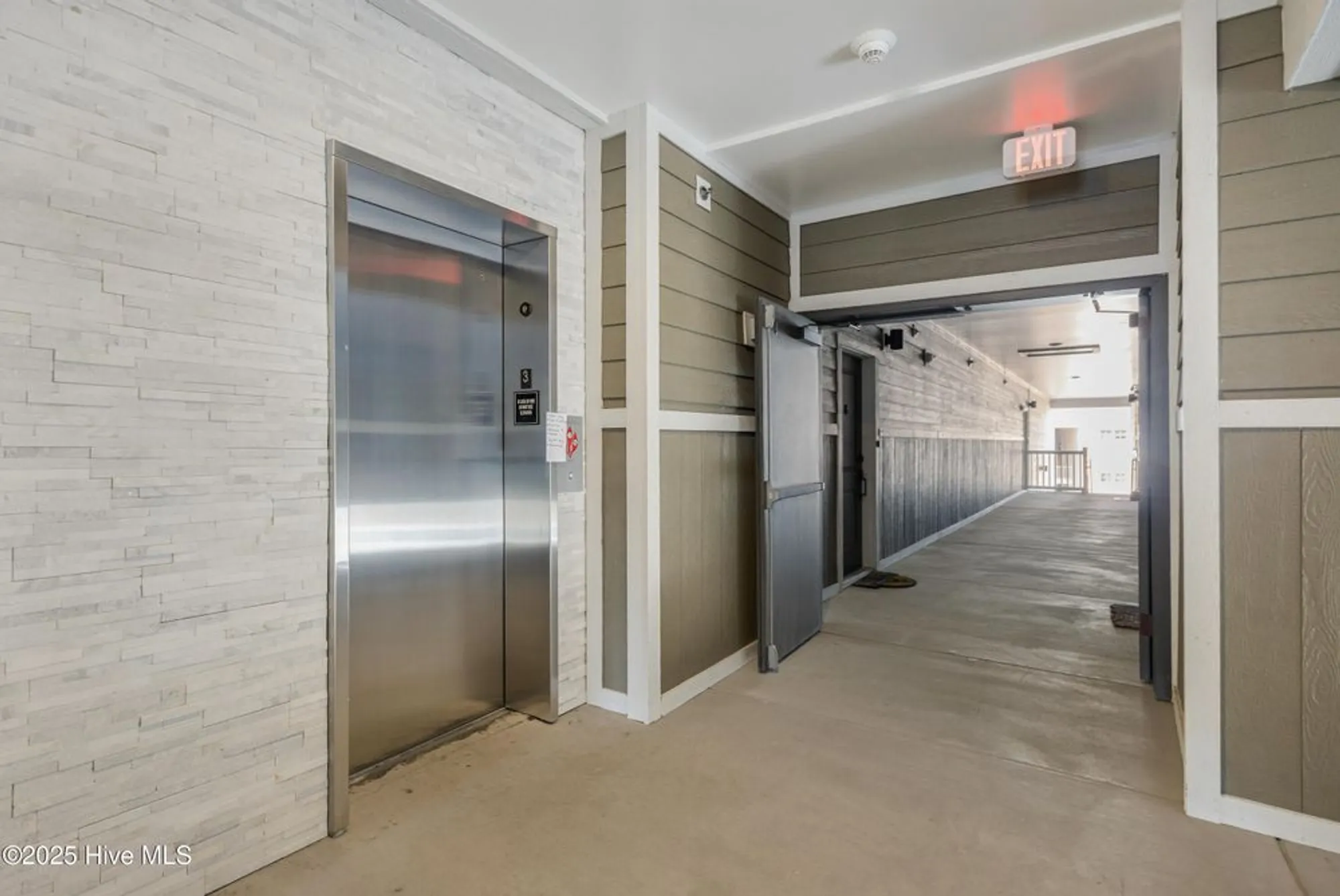 Property Slideshow image 3 of 43 | 395 s crow creek dr nw unit 1621, Calabash, NC, 28467