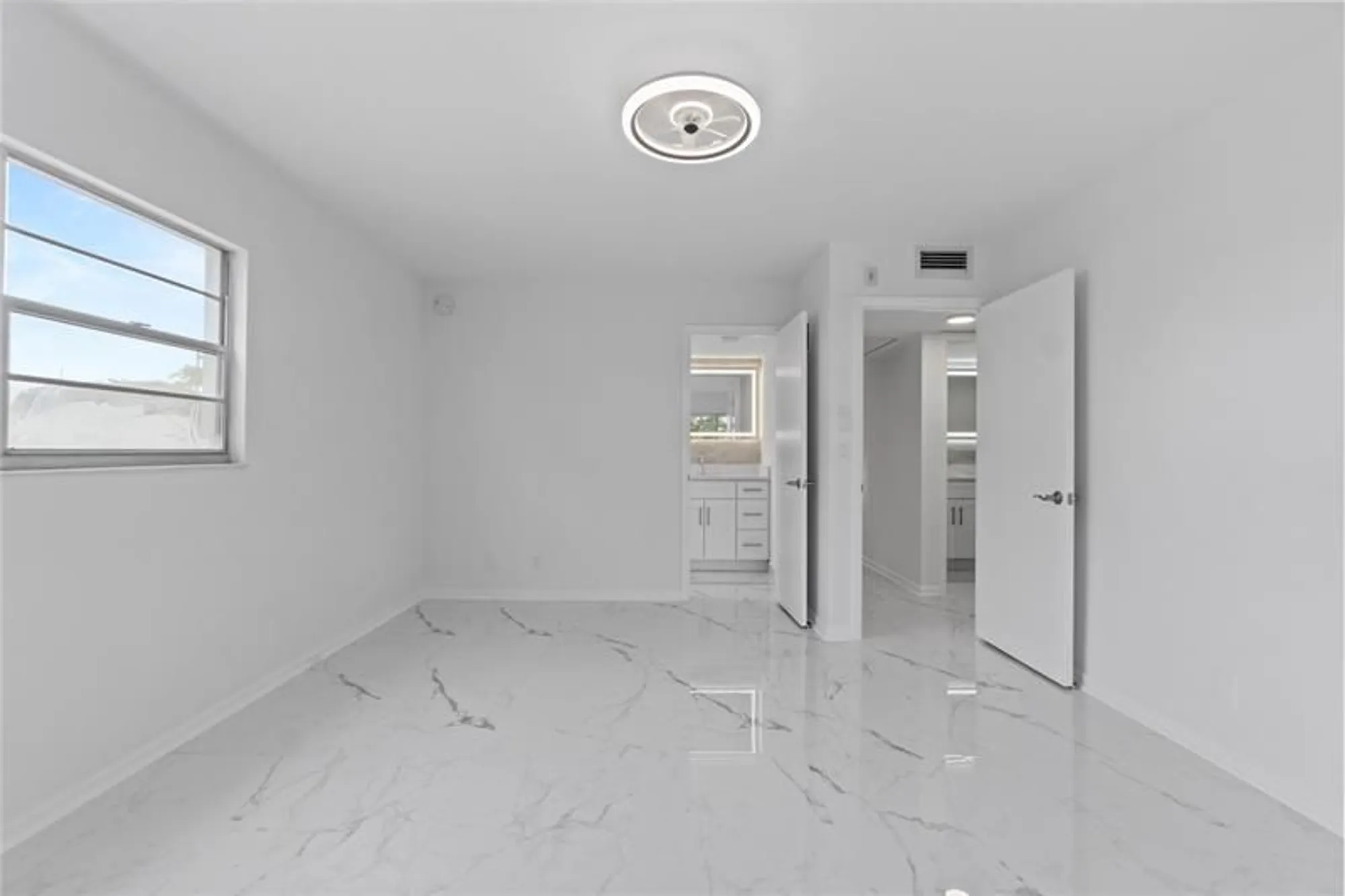 Property Slideshow image 18 of 59 | 1021 farnham o # 1021, Deerfield Beach, FL, 33442