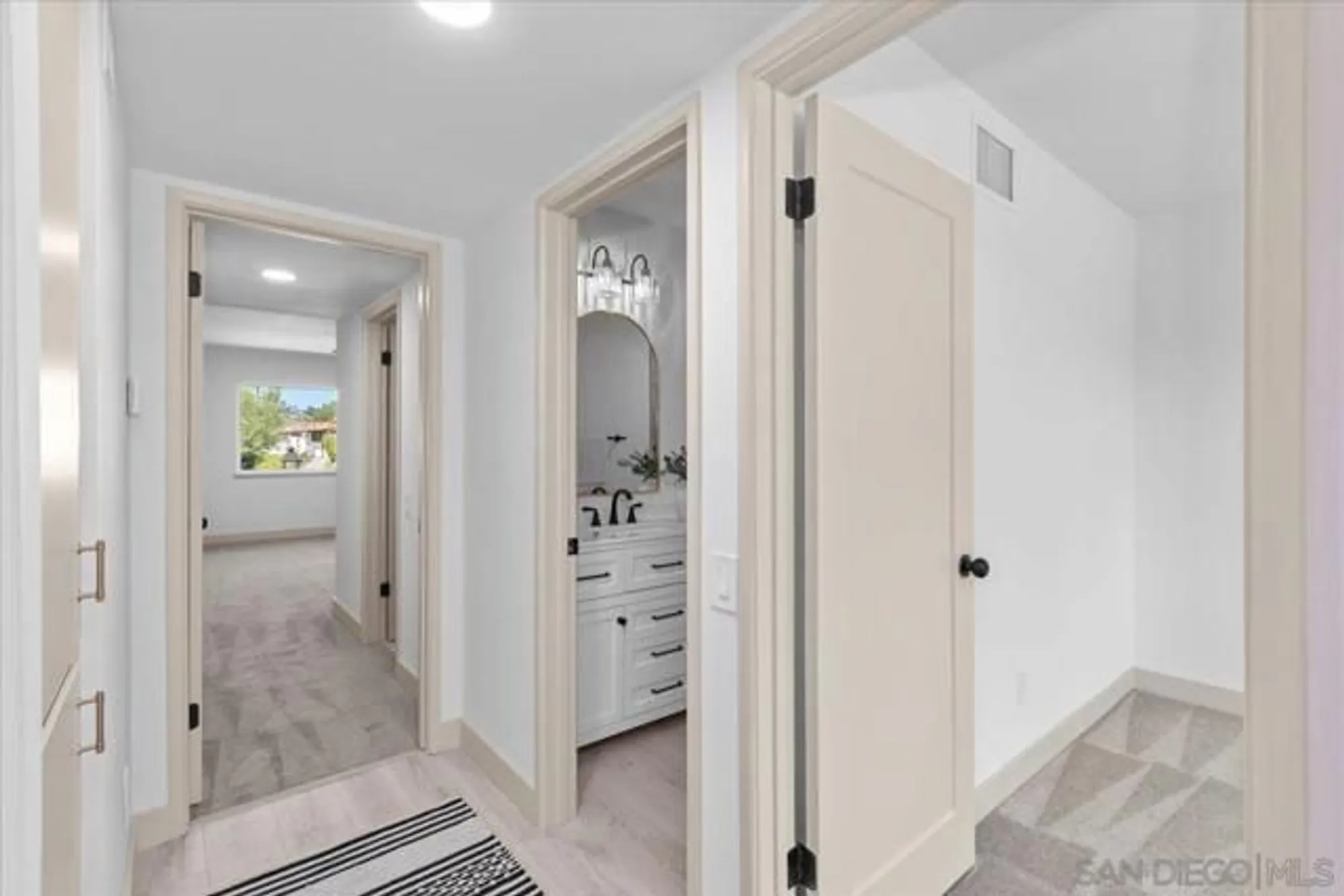 Property Slideshow image 29 of 51 | 16566 caminito vecinos 31, San Diego, CA, 92128