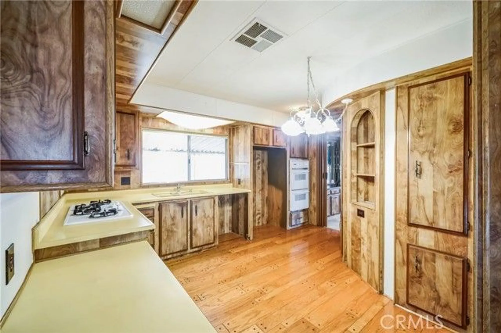 Property Slideshow image 19 of 31 | 38240 calle arrebol, Murrieta, CA, 92563