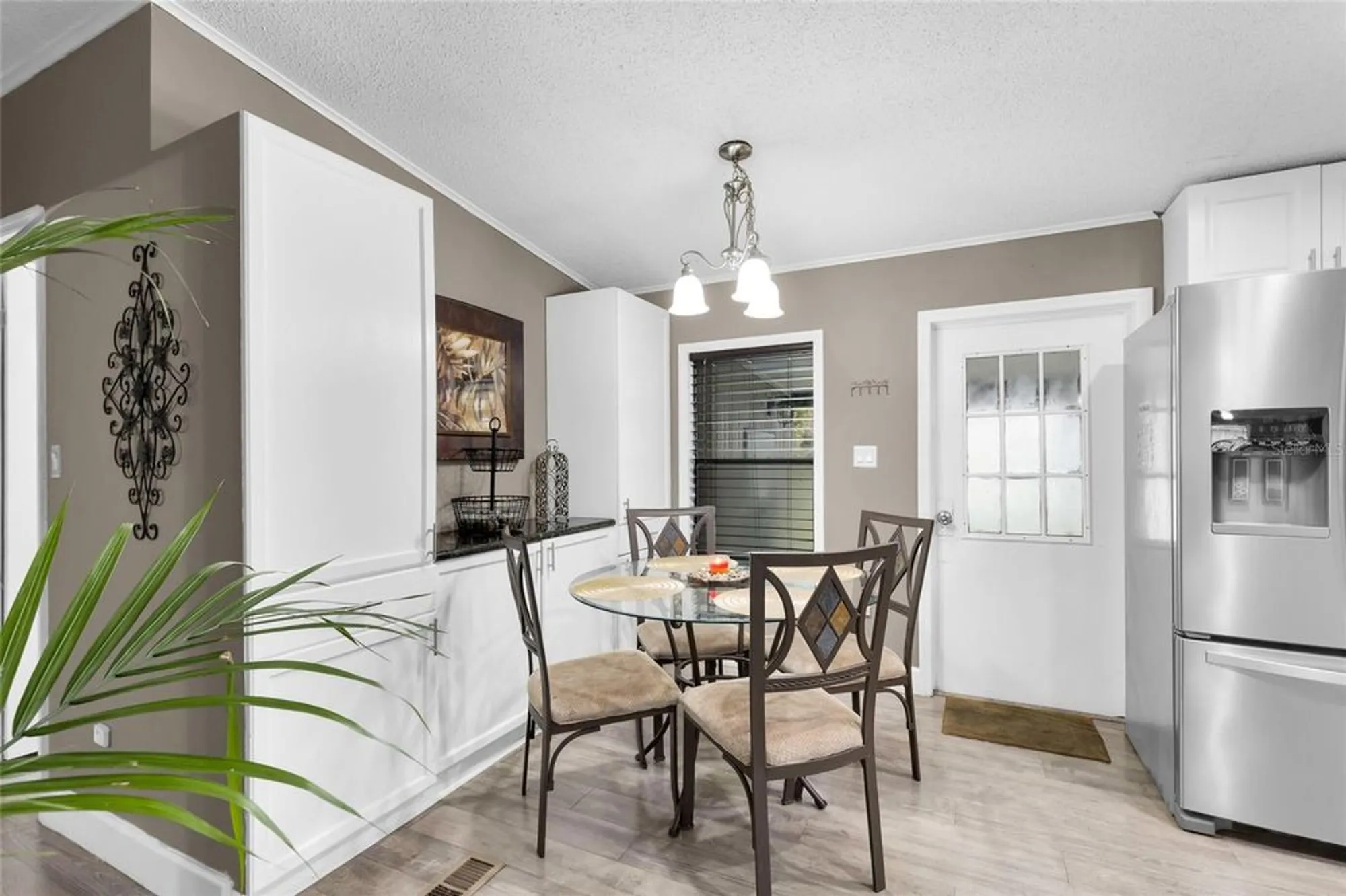 Property Slideshow image 12 of 35 | 306 s timber trl, Wildwood, FL, 34785