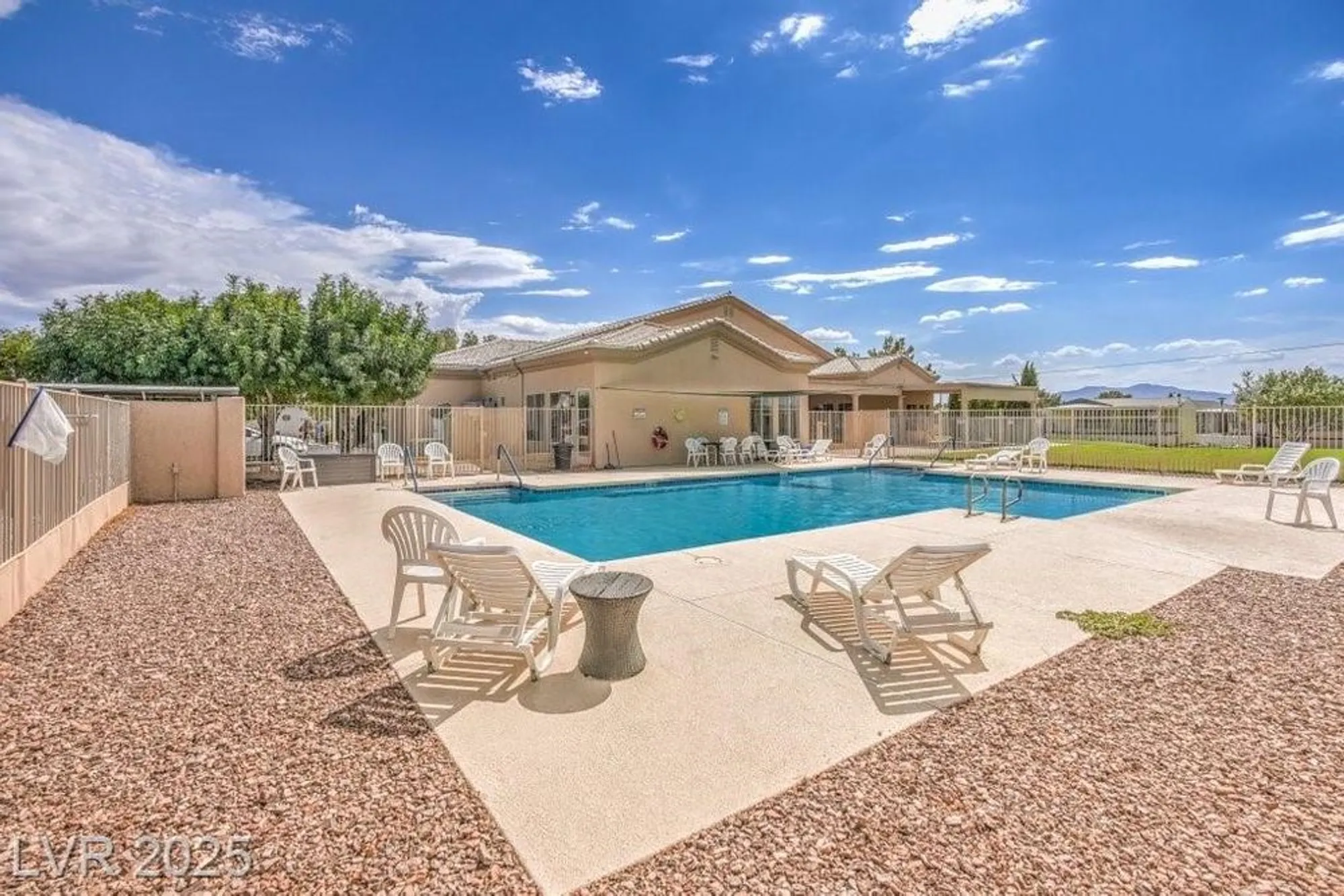 Property Slideshow image 10 of 41 | 361 montecito dr, Pahrump, NV, 89048