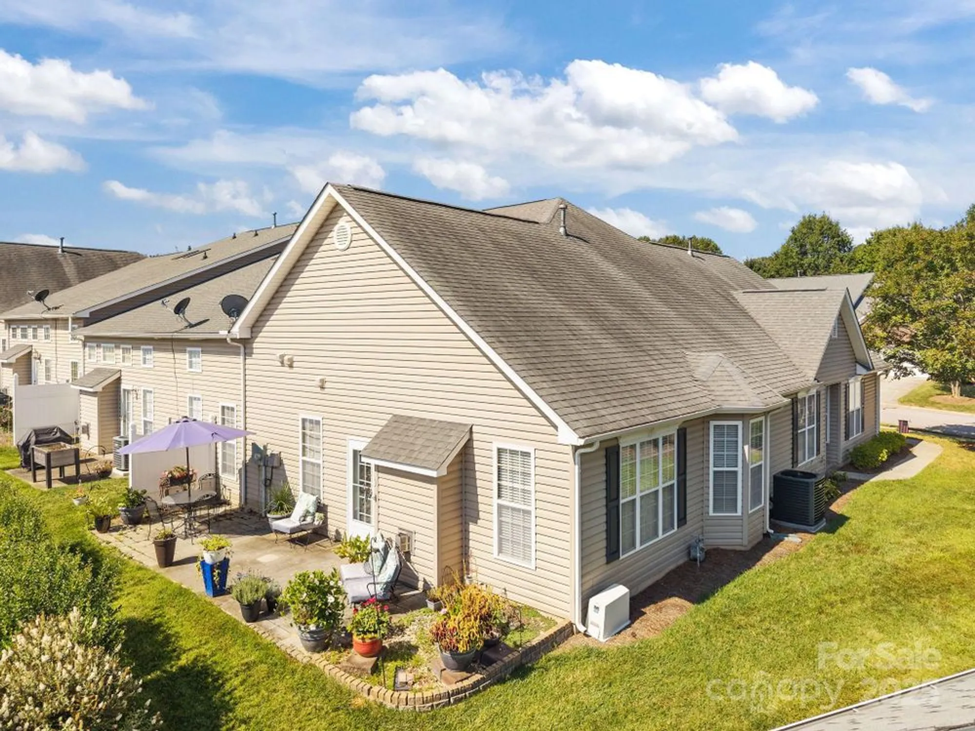 Property Slideshow image 35 of 44 | 253 garnet ct, Fort Mill, SC, 29708