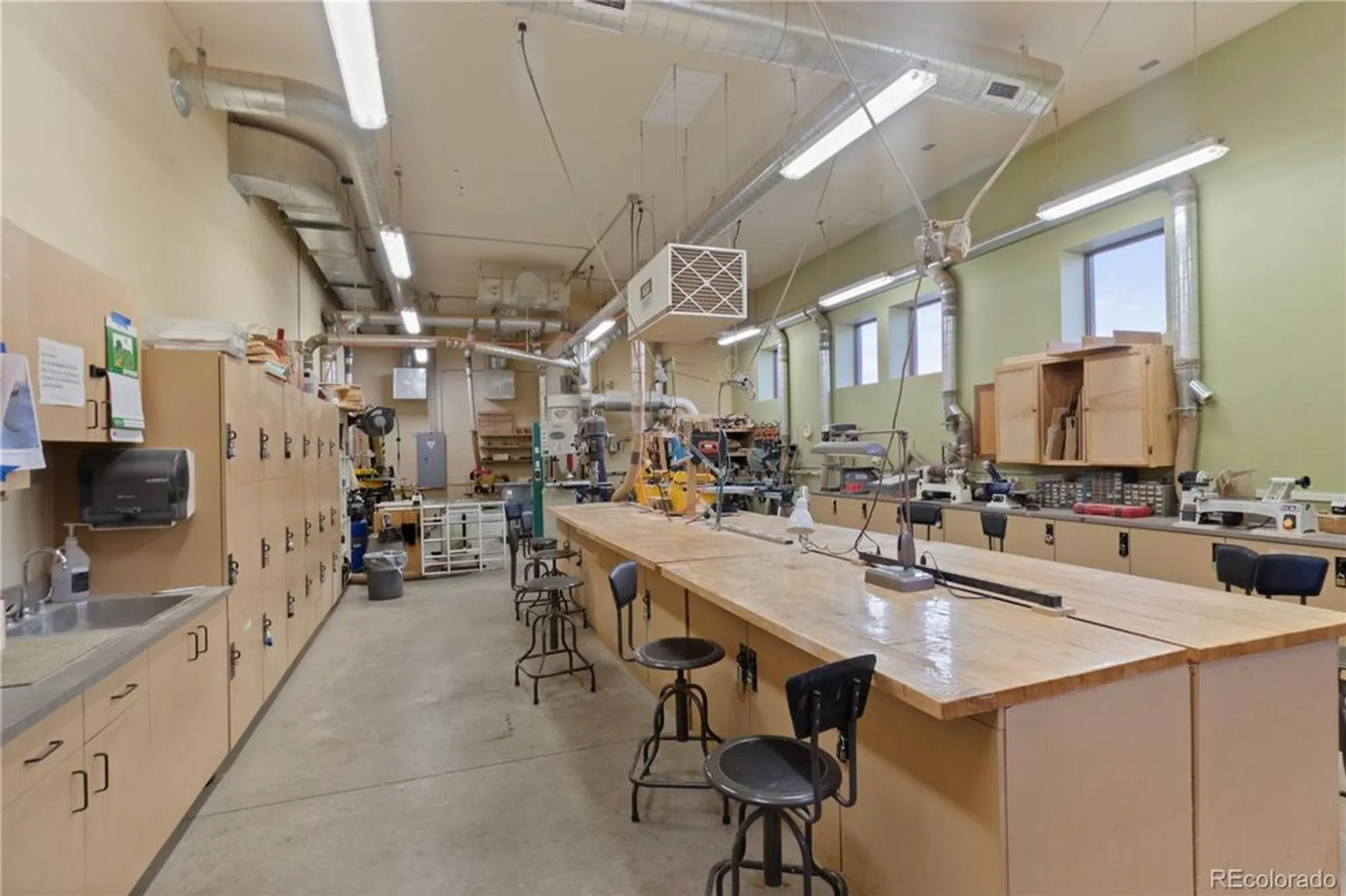 Property Slideshow image 41 of 50 | 14152 e linvale pl apt 605, Aurora, CO, 80014