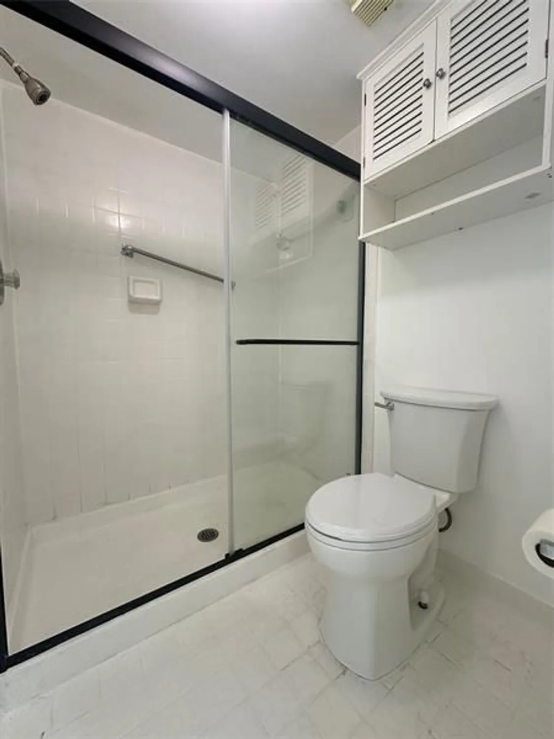 Property Slideshow image 9 of 50 | 7673 tahiti ln apt 105, Lake Worth, FL, 33467