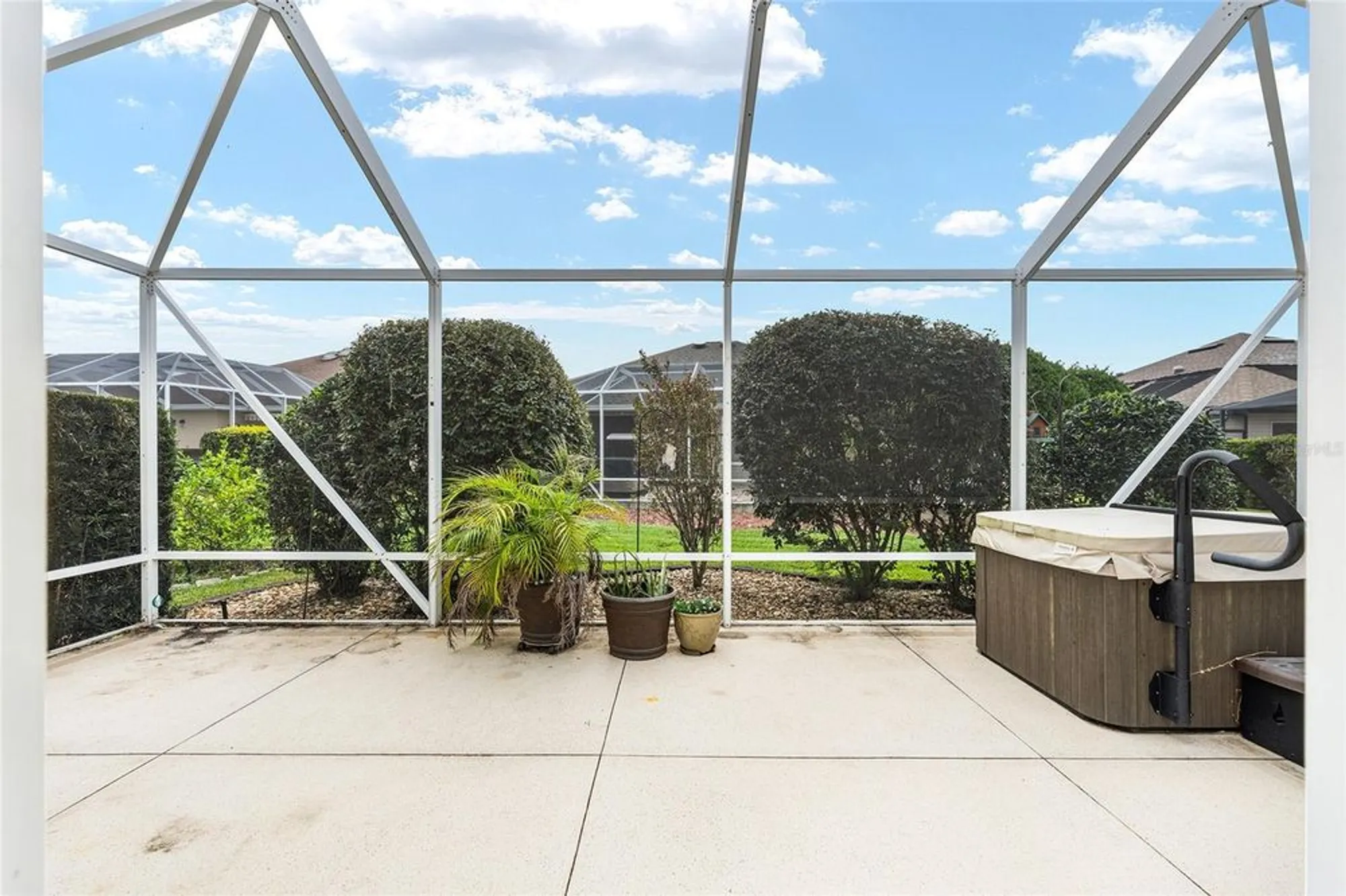 Property Slideshow image 41 of 53 | 17394 se 72nd deer run ave, The Villages, FL, 32162