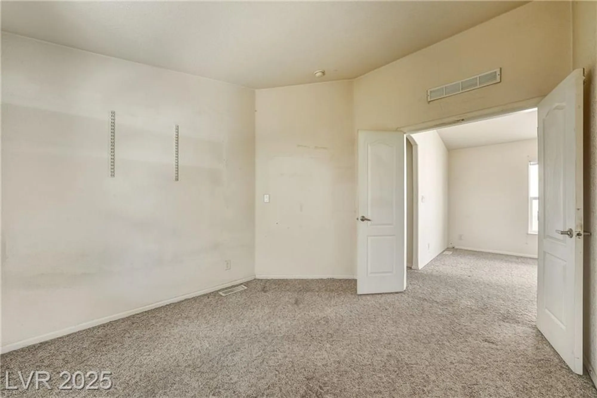 Property Slideshow image 13 of 27 | 380 bel air ave, Pahrump, NV, 89048