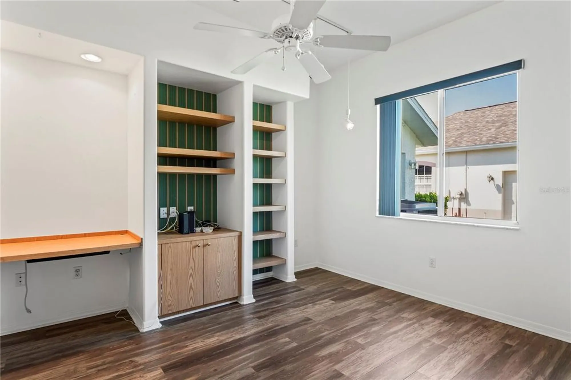 Property Slideshow image 44 of 97 | 9219 grand cypress dr, Weeki Wachee, FL, 34613