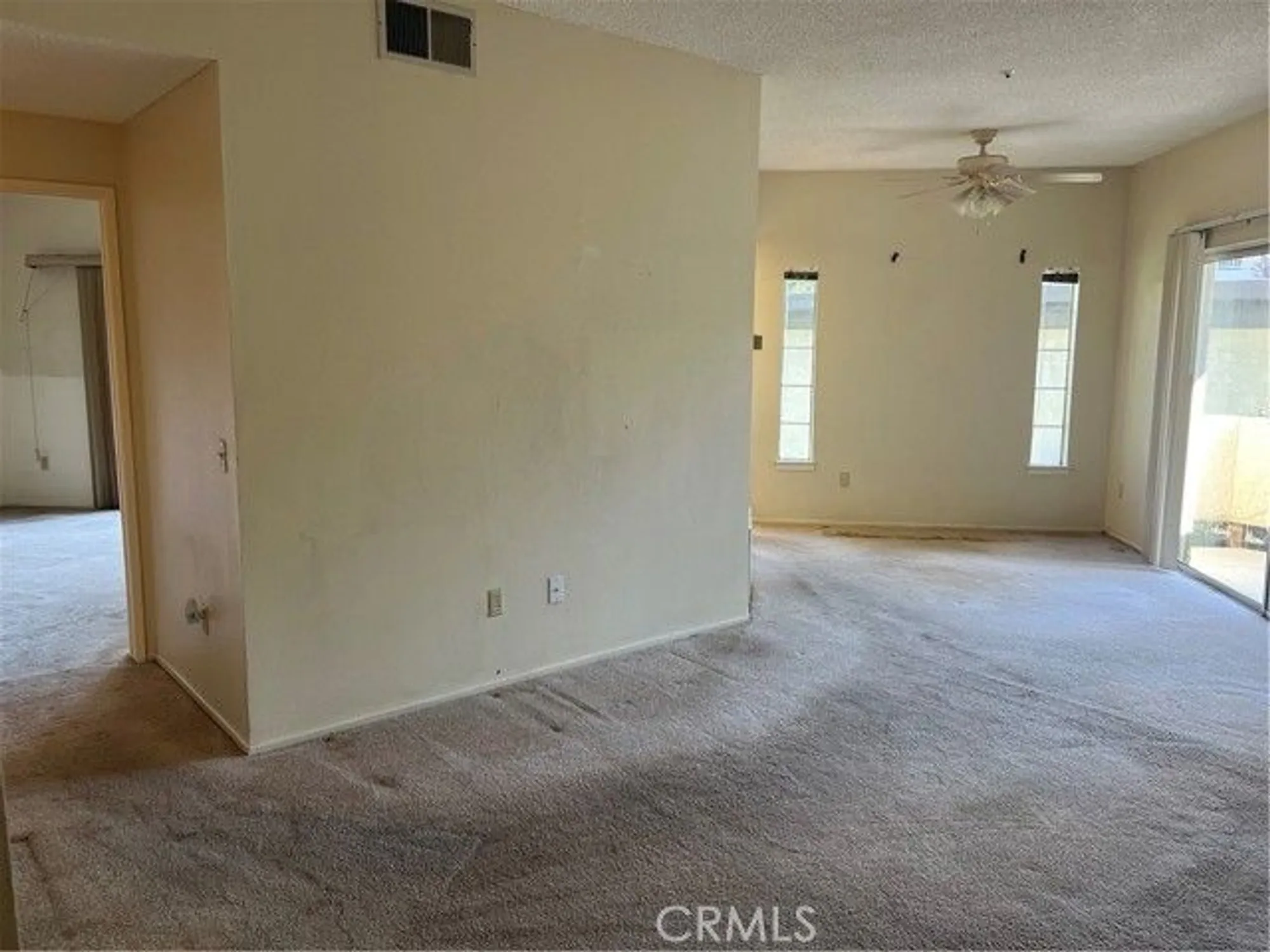 Property Slideshow image 15 of 28 | 19163 palo verde dr, Apple Valley, CA, 92308