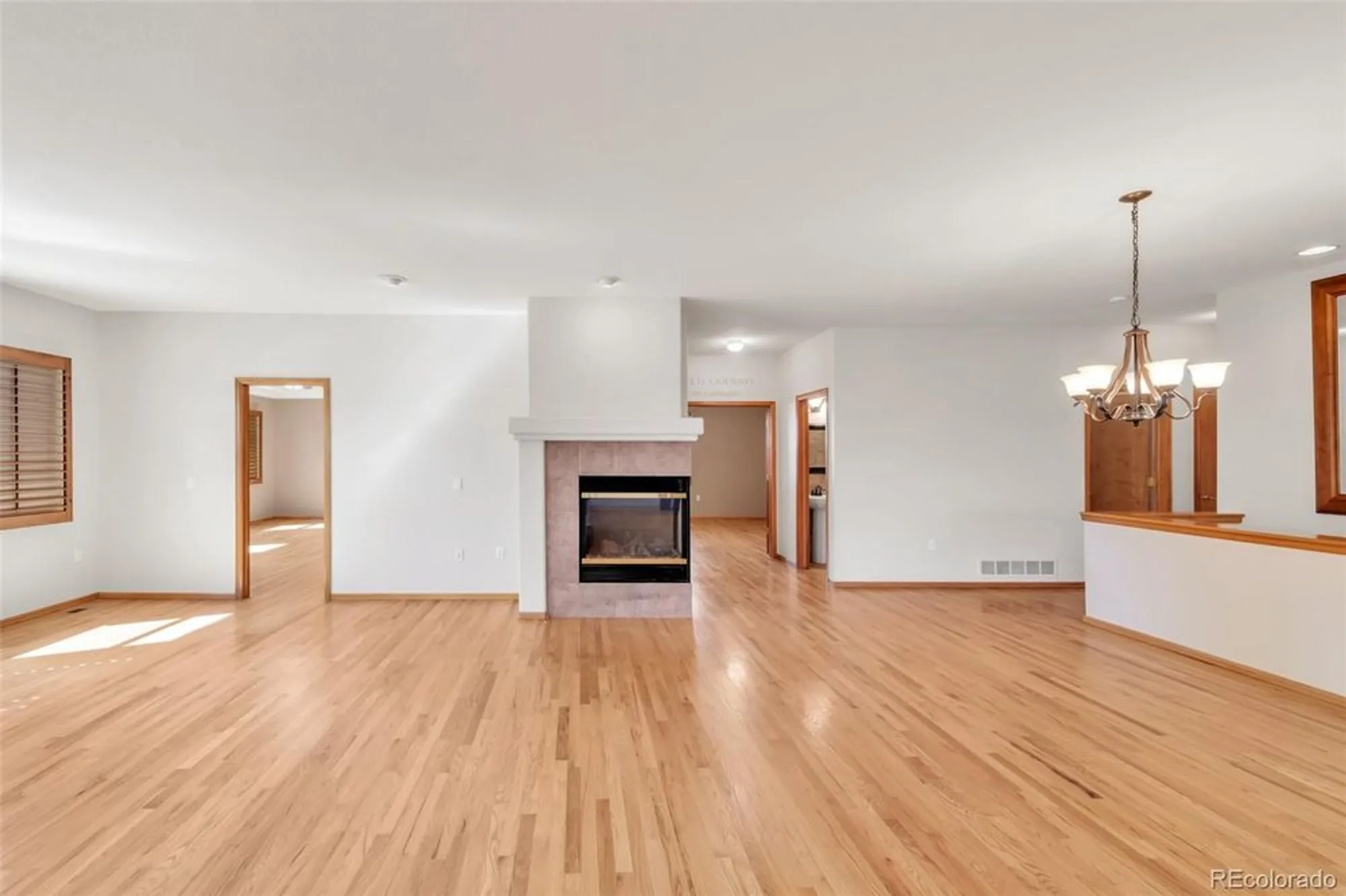 Property Slideshow image 26 of 47 | 23562 e phillips pl, Aurora, CO, 80016