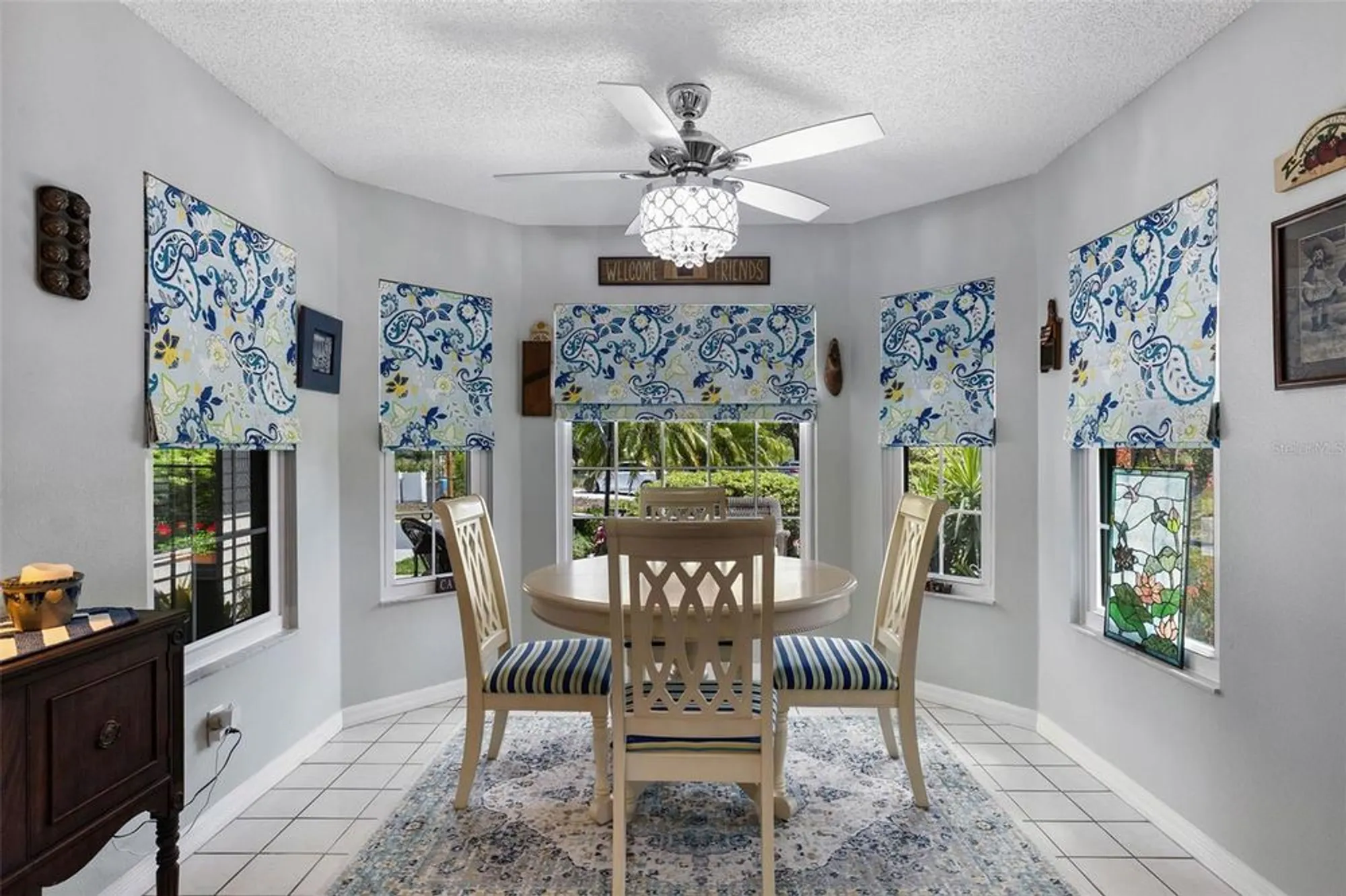 Property Slideshow image 10 of 48 | 21701 king john st, Leesburg, FL, 34748