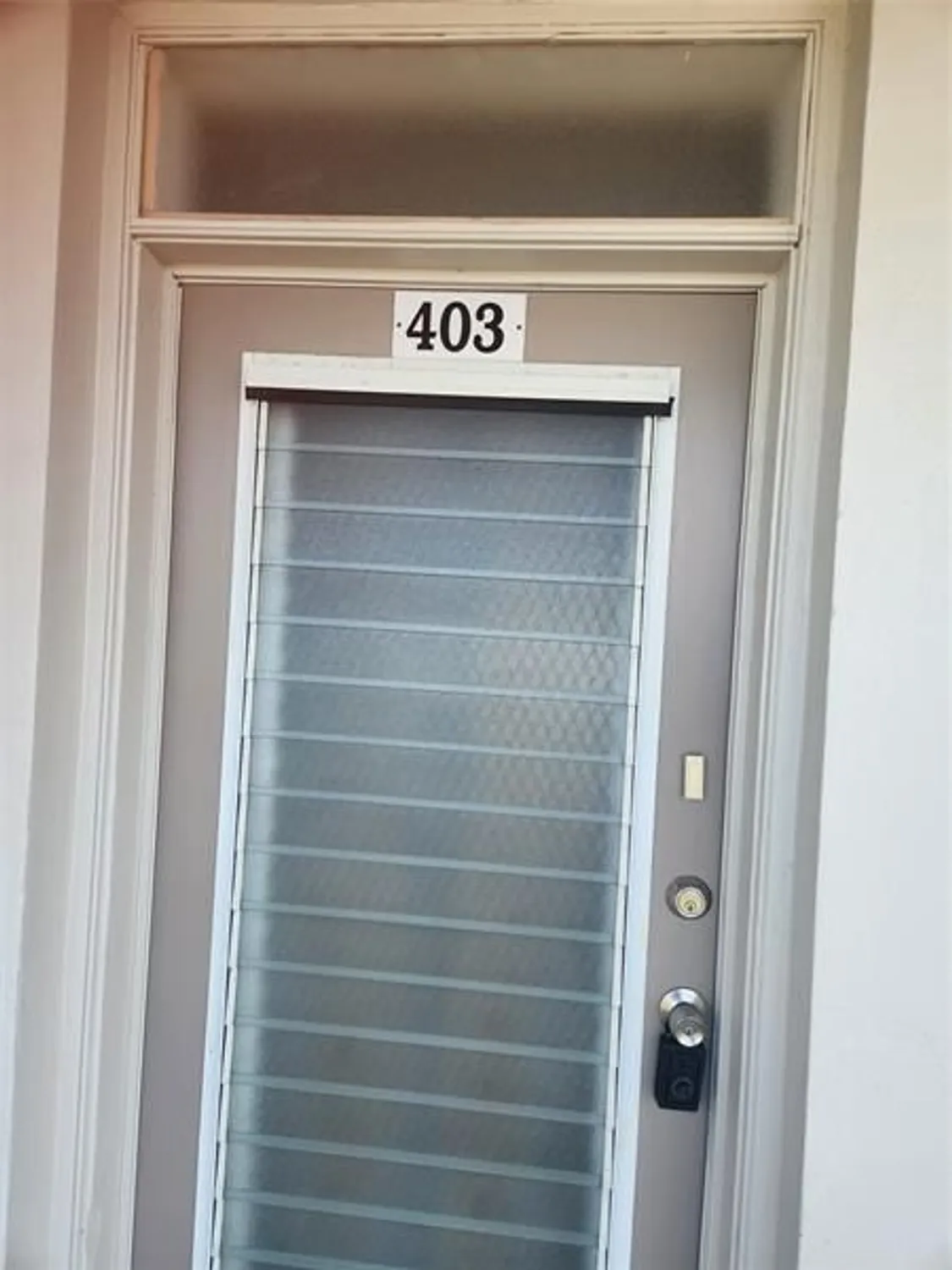 Property Slideshow image 6 of 11 | 2801 nw 47th ter 403b, Lauderdale Lakes, FL, 33313