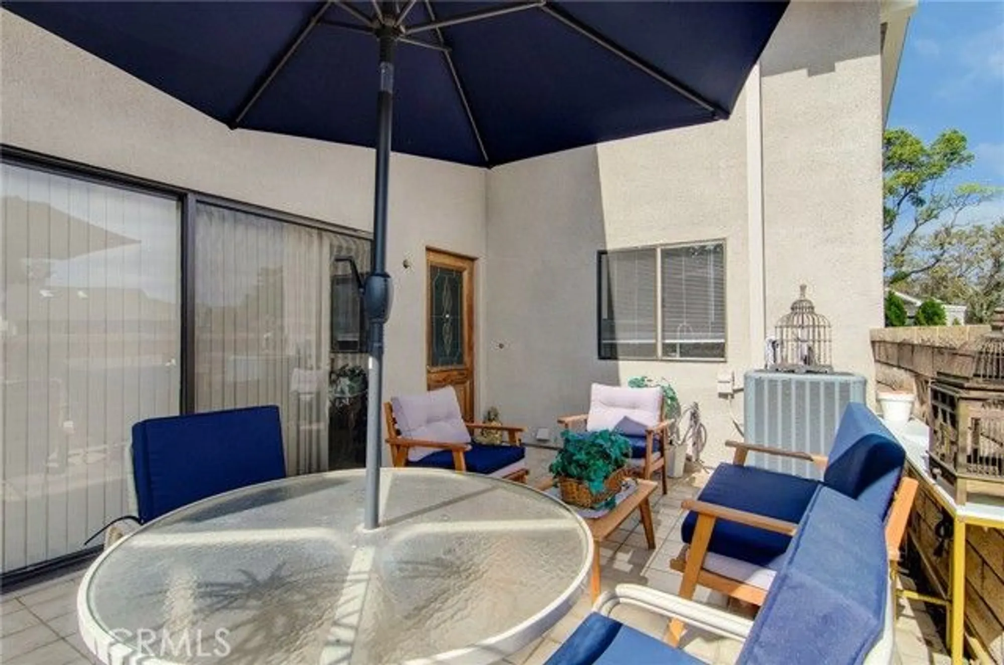 Property Slideshow image 6 of 27 | 8565 larkhall cir 802c, Huntington Beach, CA, 92646