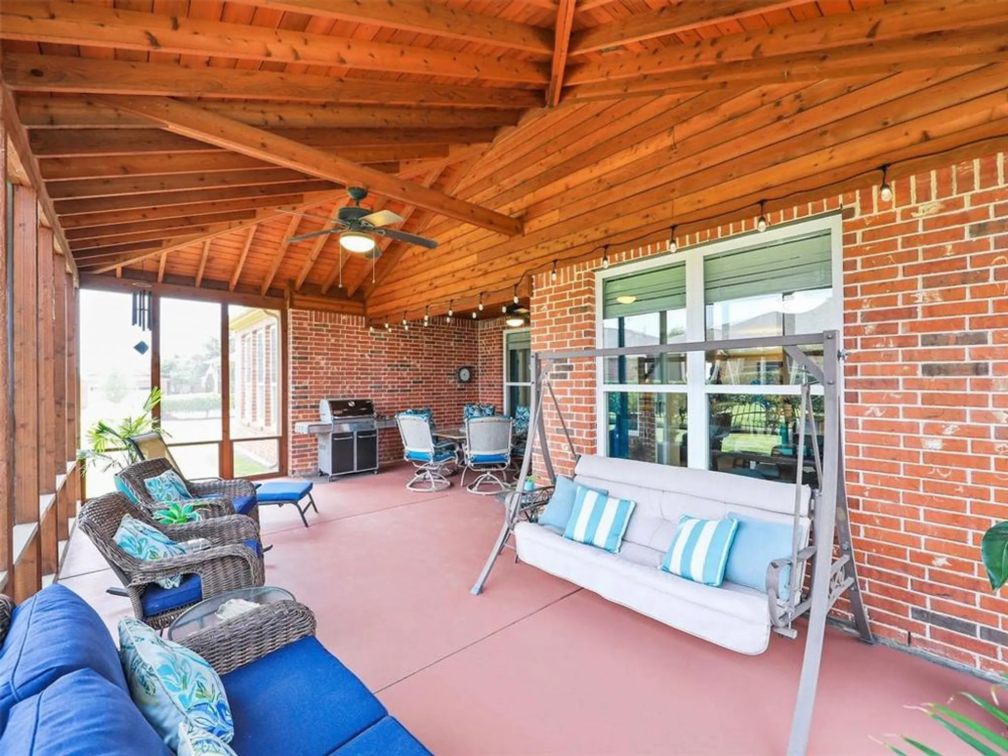 Property Slideshow image 32 of 37 | 6026 prairie bend ln, Frisco, TX, 75036