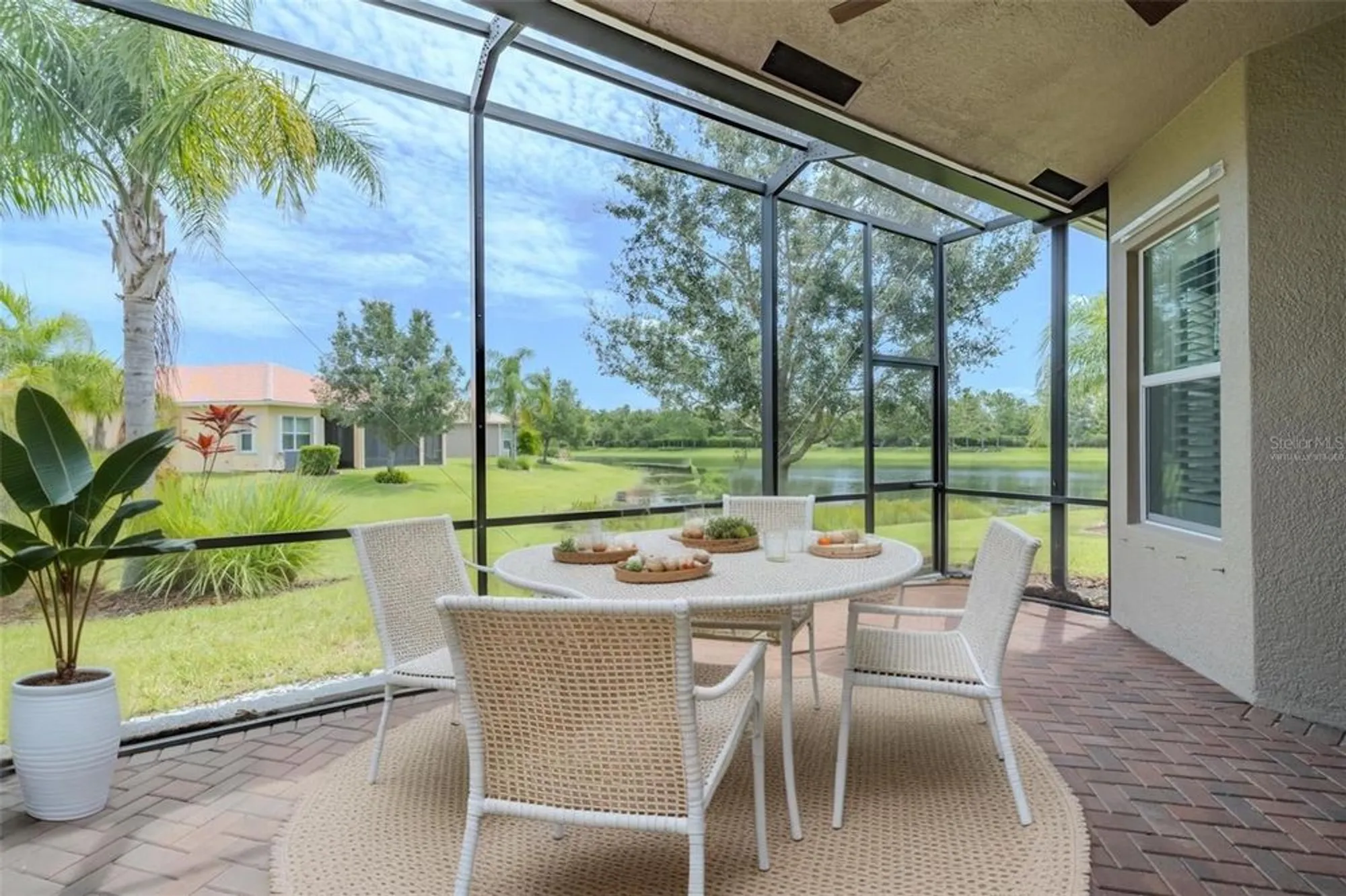 Property Slideshow image 23 of 100 | 16106 cedar key dr, Wimauma, FL, 33598