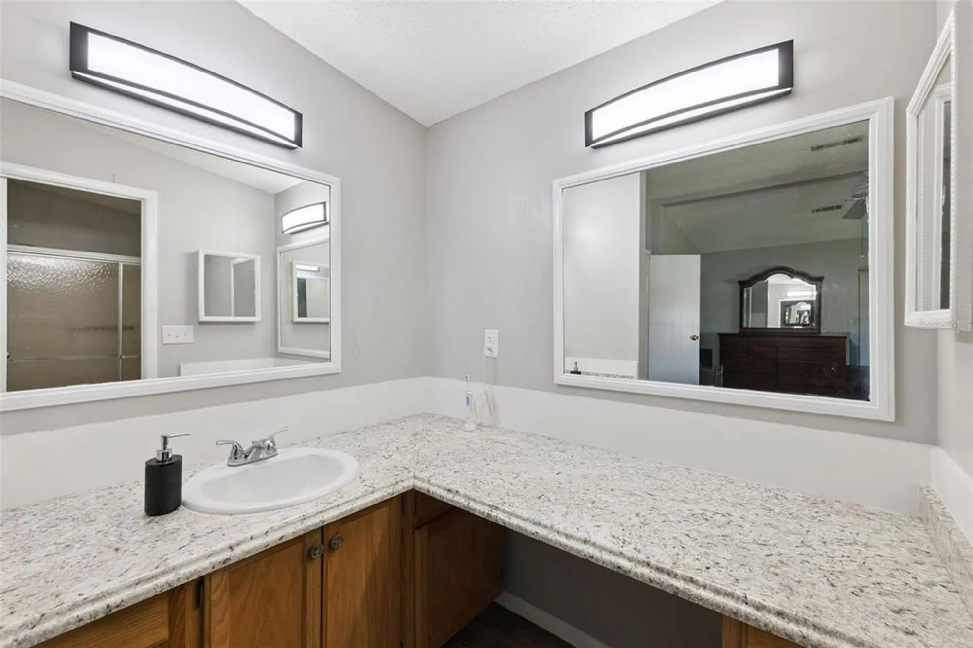 Property Slideshow image 18 of 27 | 726 orchid st, Lady Lake, FL, 32159