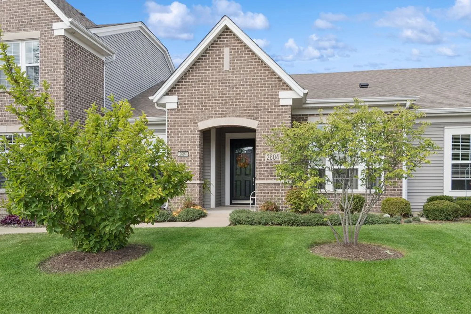 Property Slideshow image 1 of 28 | 2604 avondale cir # 4492, Naperville, IL, 60564