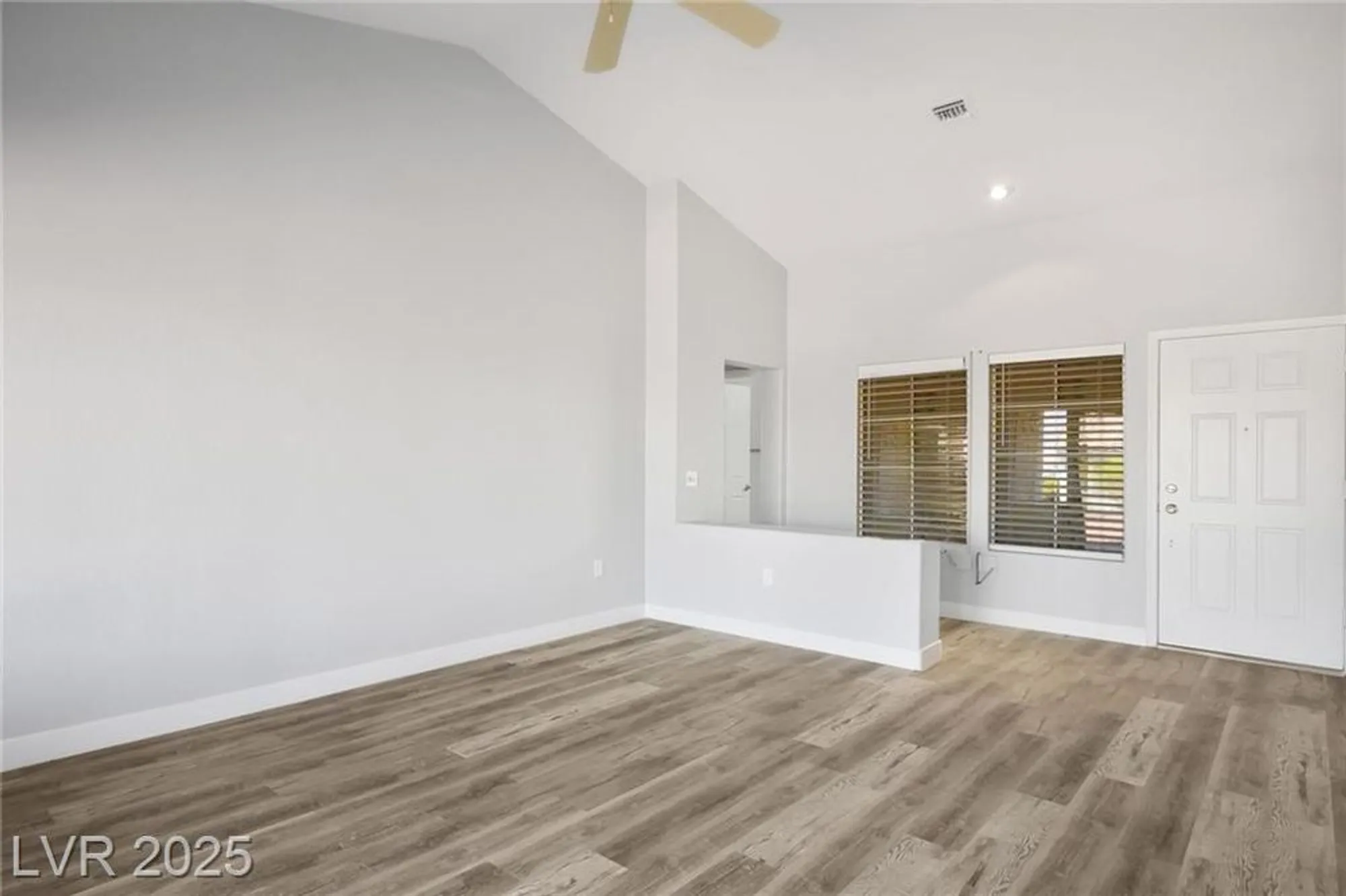 Property Slideshow image 22 of 59 | 8500 gull dr, Las Vegas, NV, 89134