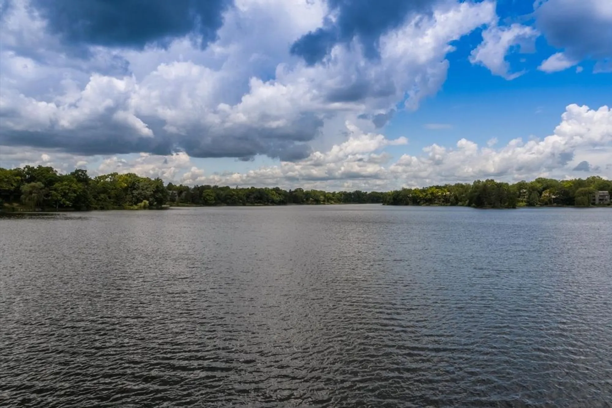 Property Slideshow image 31 of 32 | 928 longmeadow ct # 1016, Lake Barrington, IL, 60010