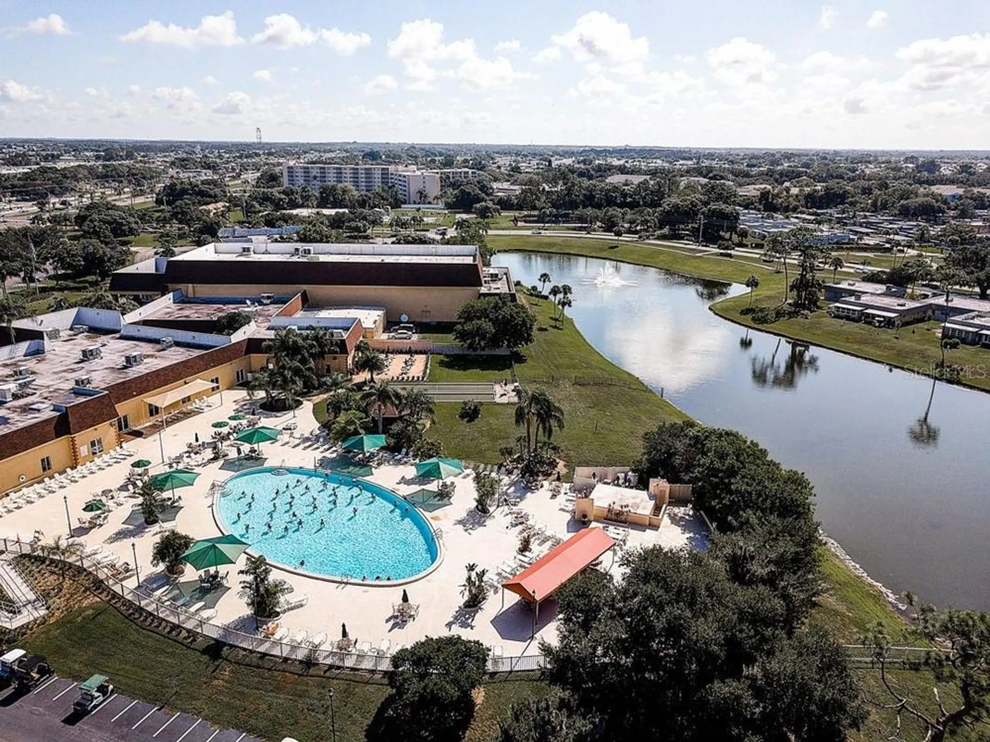 Property Slideshow image 26 of 63 | 1802 bedford ln 2, Sun City Center, FL, 33573