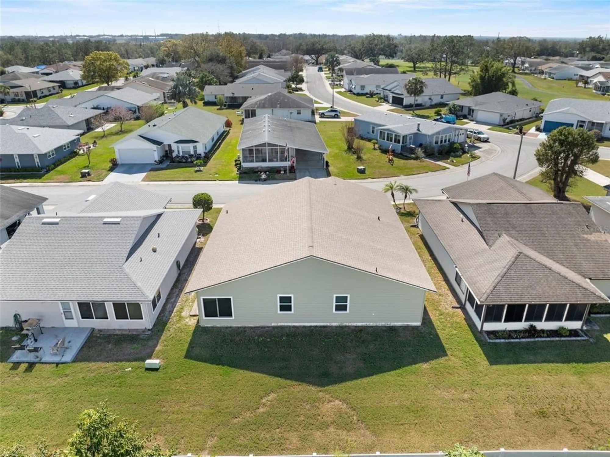 Property Slideshow image 34 of 49 | 1957 prairie dunes cir, Lakeland, FL, 33810