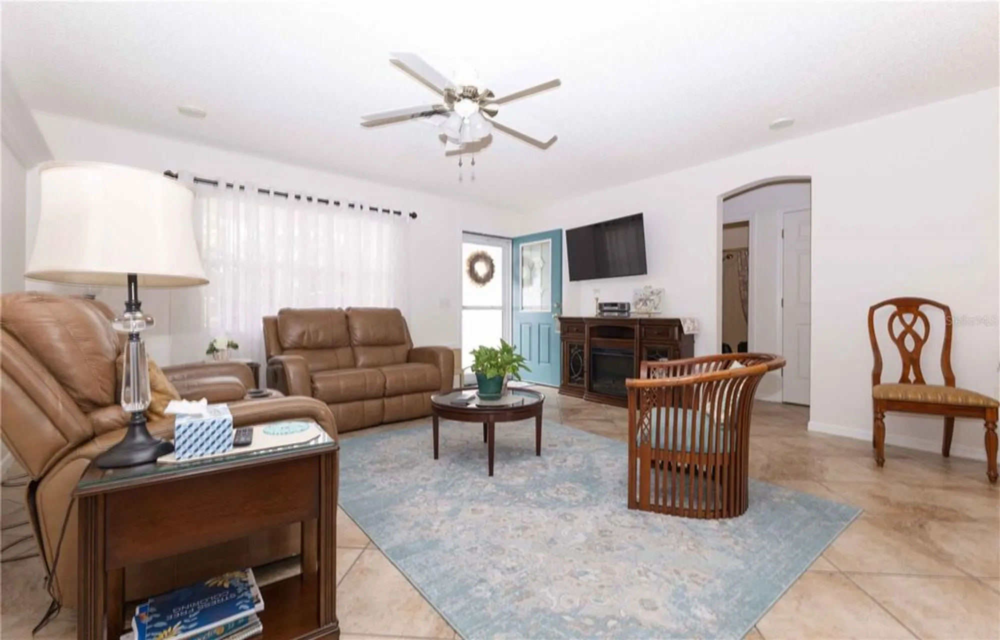 Property Slideshow image 3 of 25 | 1737 lauren ln, Lady Lake, FL, 32159