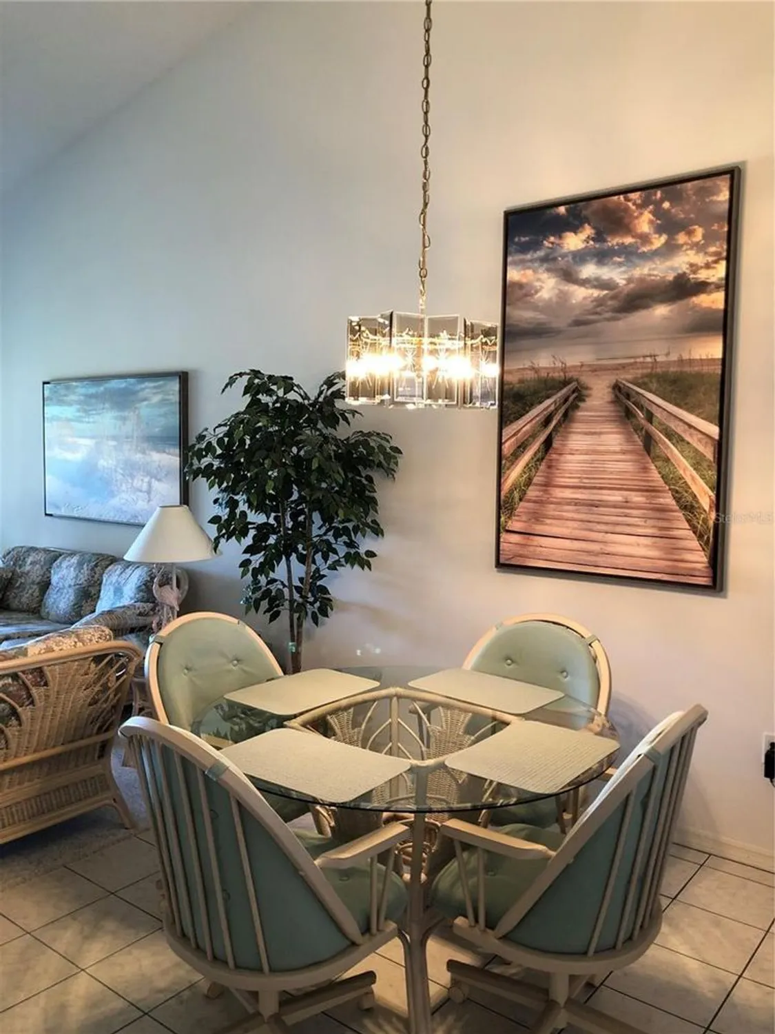 Property Slideshow image 9 of 23 | 6211 timber lake dr b4, Sarasota, FL, 34243