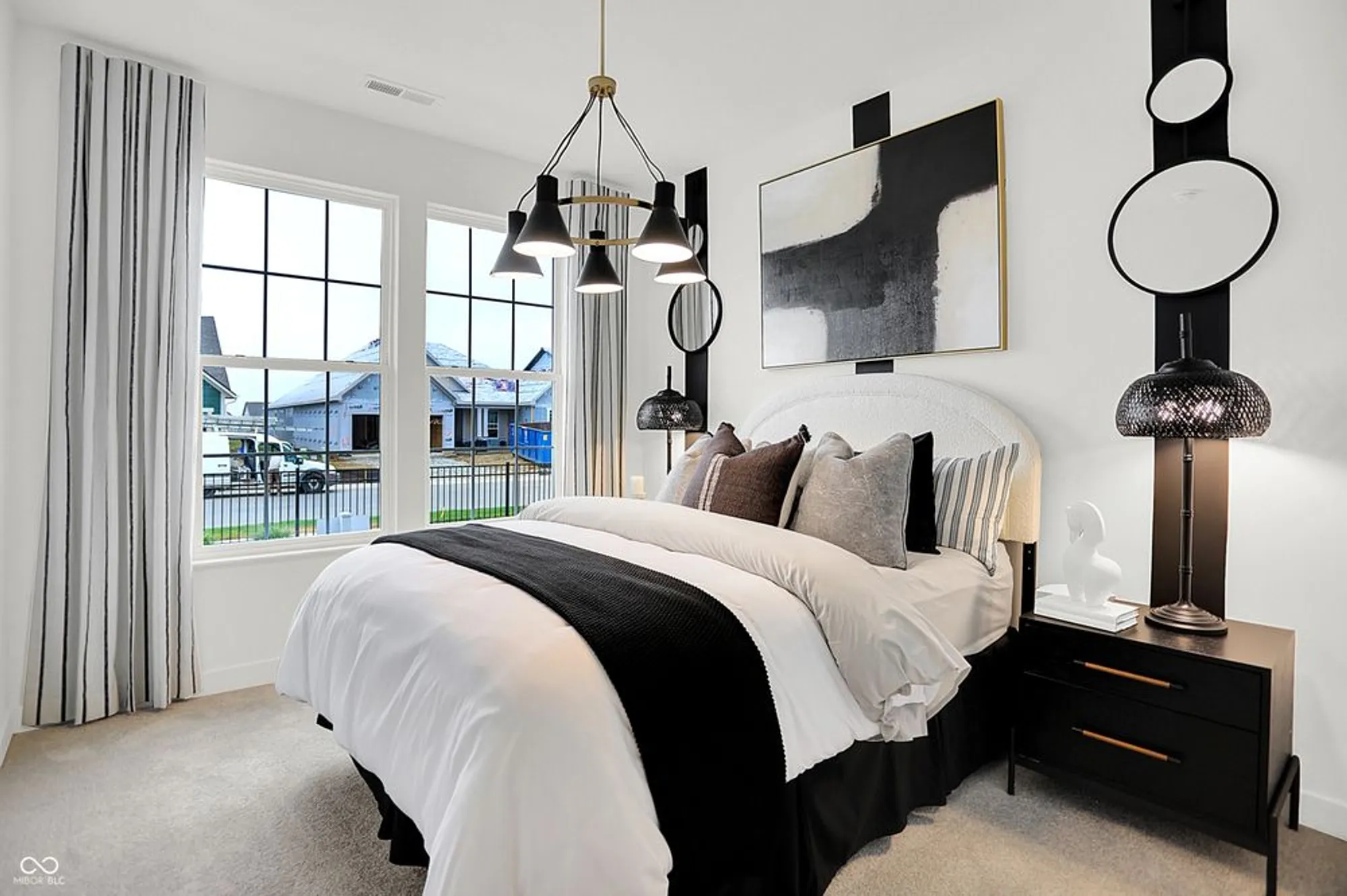 Property Slideshow image 27 of 31 | 5339 nettleton way, Avon, IN, 46123