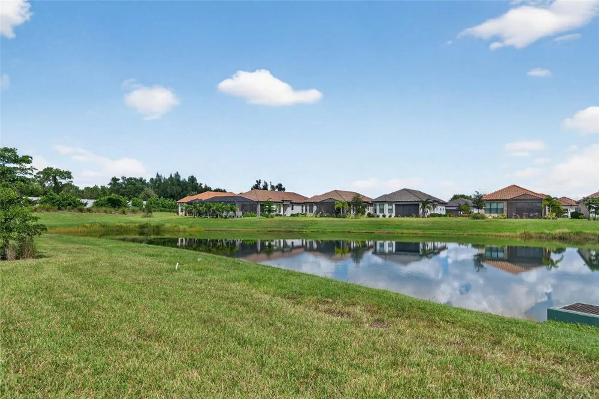 Property Slideshow image 55 of 82 | 3017 duomo ct, Bradenton, FL, 34211