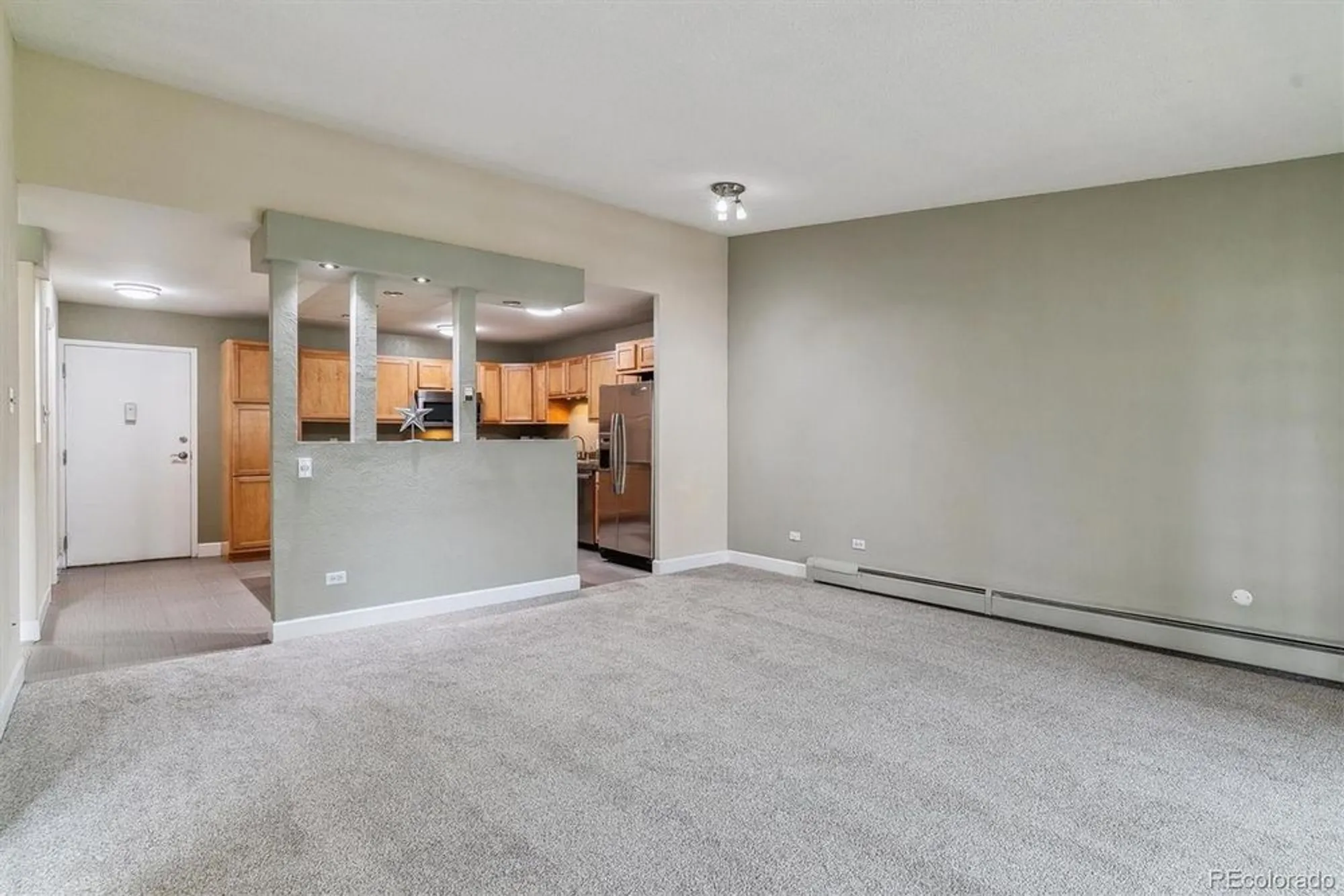 Property Slideshow image 5 of 50 | 610 s clinton st 3d, Denver, CO, 80247
